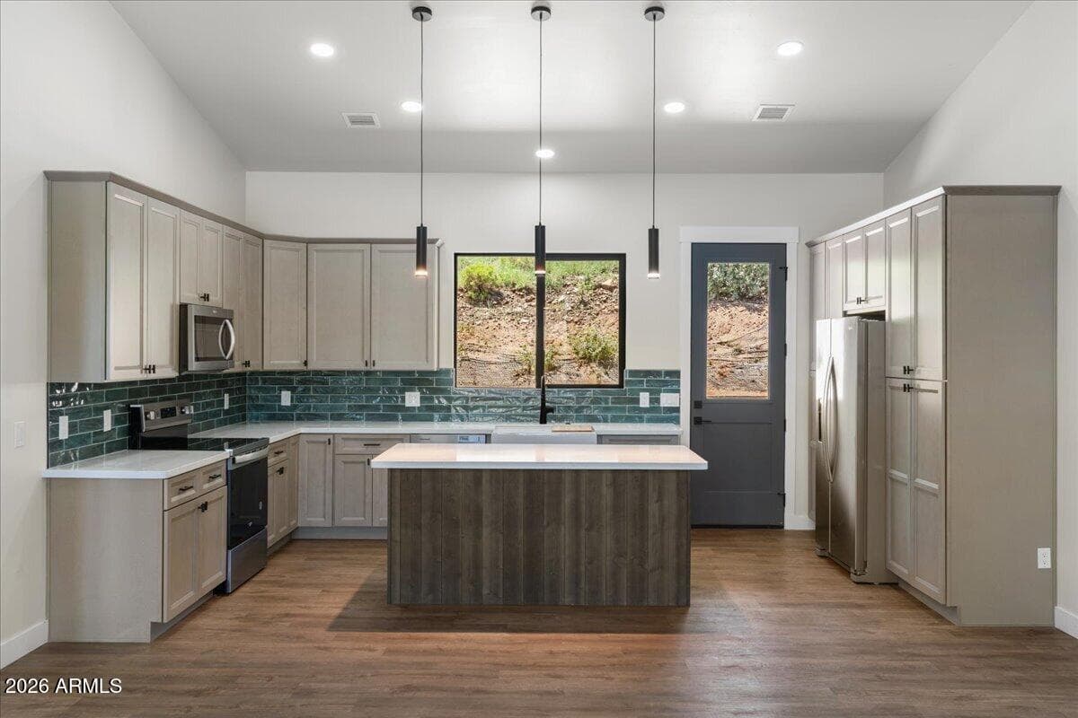 9977 E ARROWHEAD Drive, Prescott Valley, AZ 86314 — photo 5 of 18