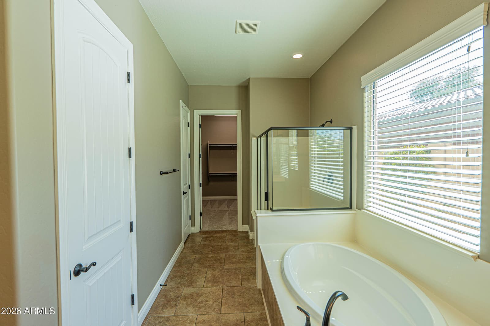 2948 E MAPLEWOOD Street, Gilbert, AZ 85297 — photo 11 of 33