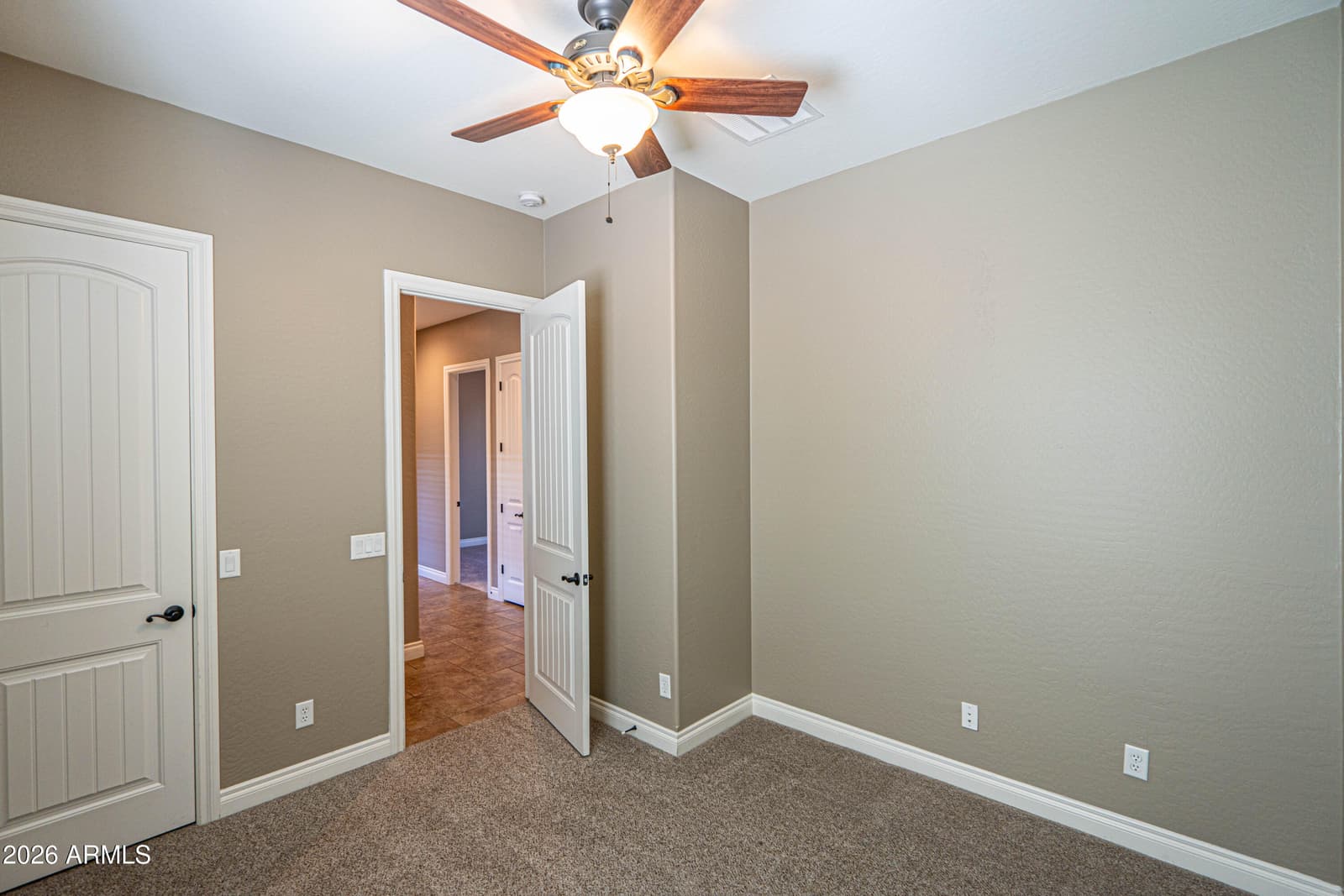 2948 E MAPLEWOOD Street, Gilbert, AZ 85297 — photo 15 of 33