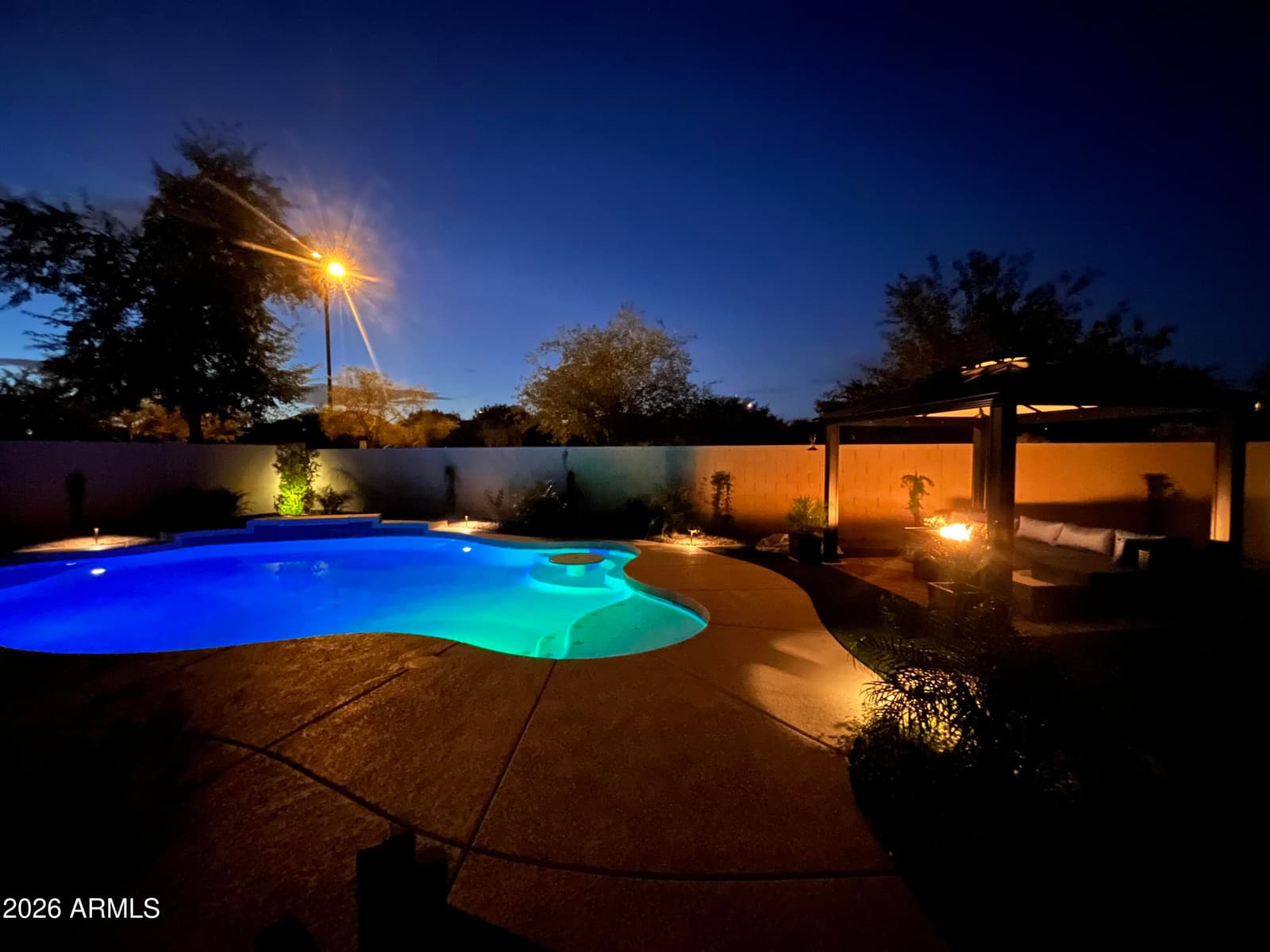 2948 E MAPLEWOOD Street, Gilbert, AZ 85297 — photo 31 of 33