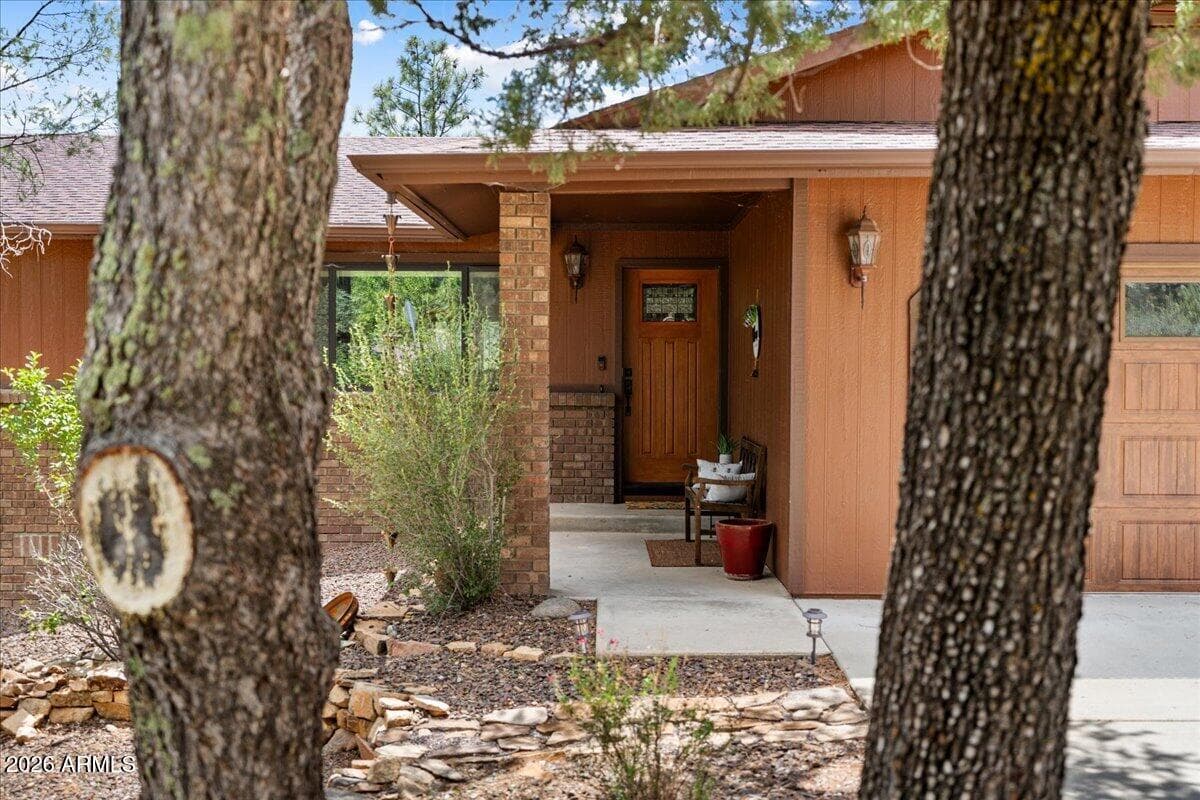 2011 W CLEAR VIEW Lane, Prescott, AZ 86303 — photo 3 of 33