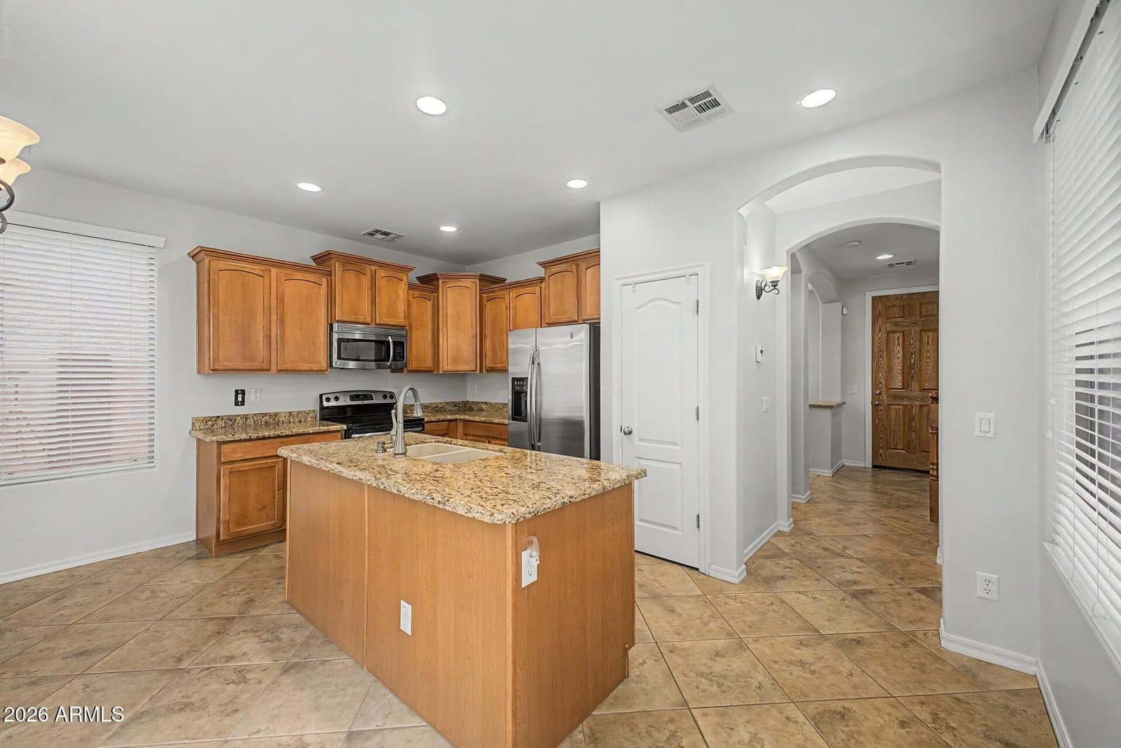14552 W MAUI Lane, Surprise, AZ 85379 — photo 6 of 39