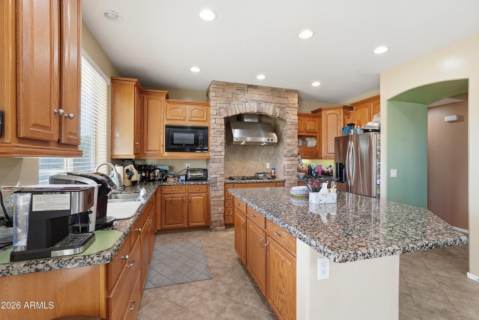 18391 W Port Royale Lane, Surprise, AZ 85388 — photo 3 of 48
