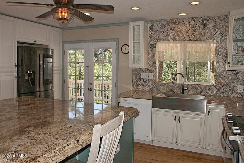 1644 W White Mountain Boulevard, Lakeside, AZ 85929 — photo 15 of 52