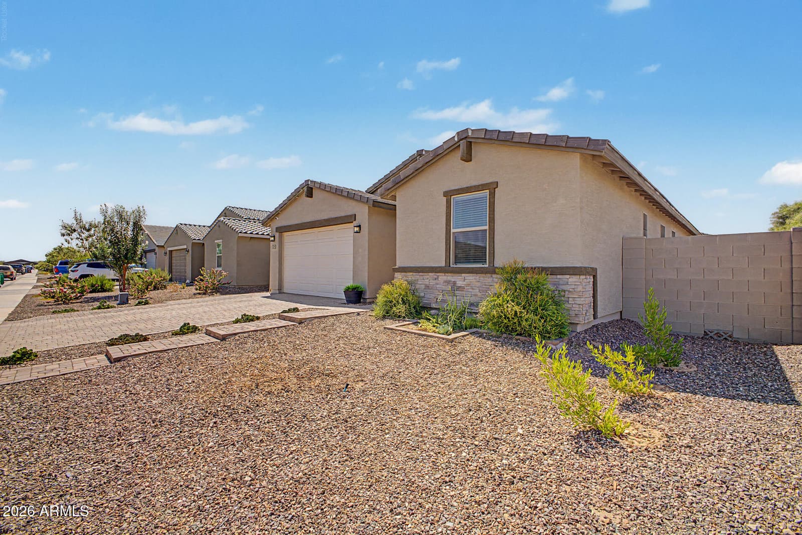 5065 W Karl Street, San Tan Valley, AZ 85144 — photo 3 of 50