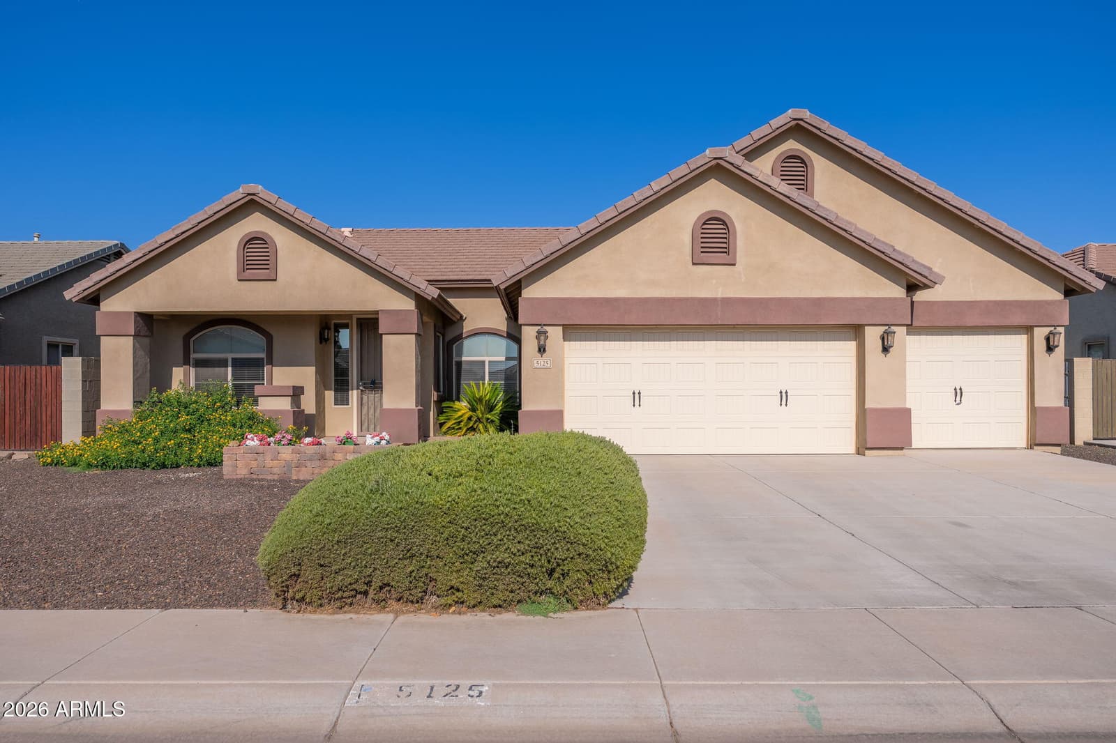 5125 S Brice, Mesa, AZ 85212 — photo 1 of 44