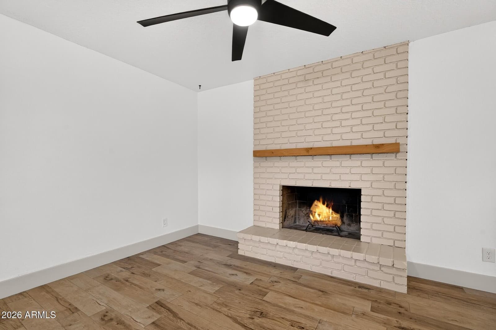 705 N ORACLE Circle, Mesa, AZ 85203 — photo 8 of 38