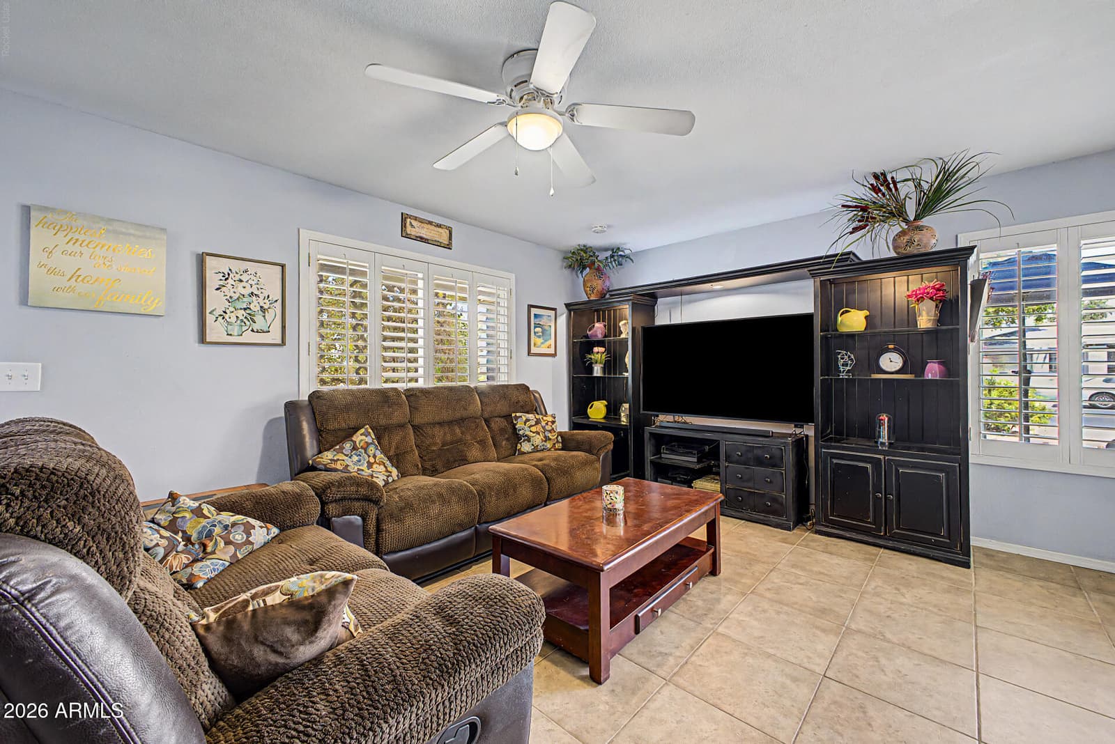 2417 W MONTE CRISTO Avenue, Phoenix, AZ 85023 — photo 3 of 25