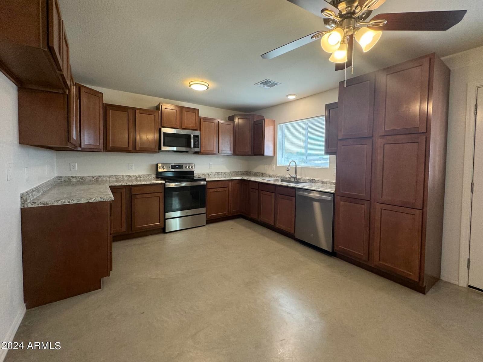 20661 E LEAVITT Lane, Florence, AZ 85132 — photo 6 of 31