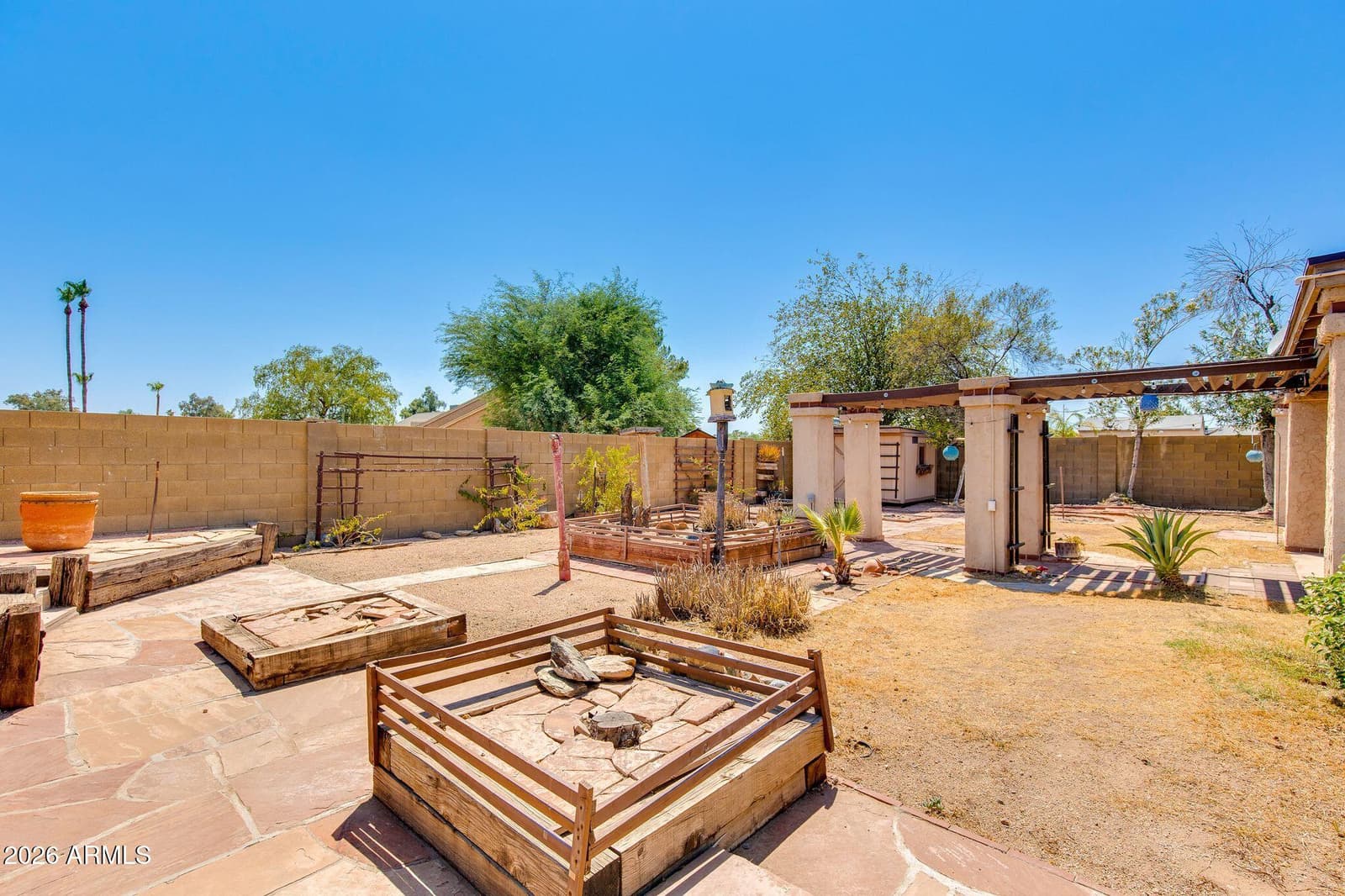 825 E PIUTE Avenue, Phoenix, AZ 85024 — photo 43 of 50