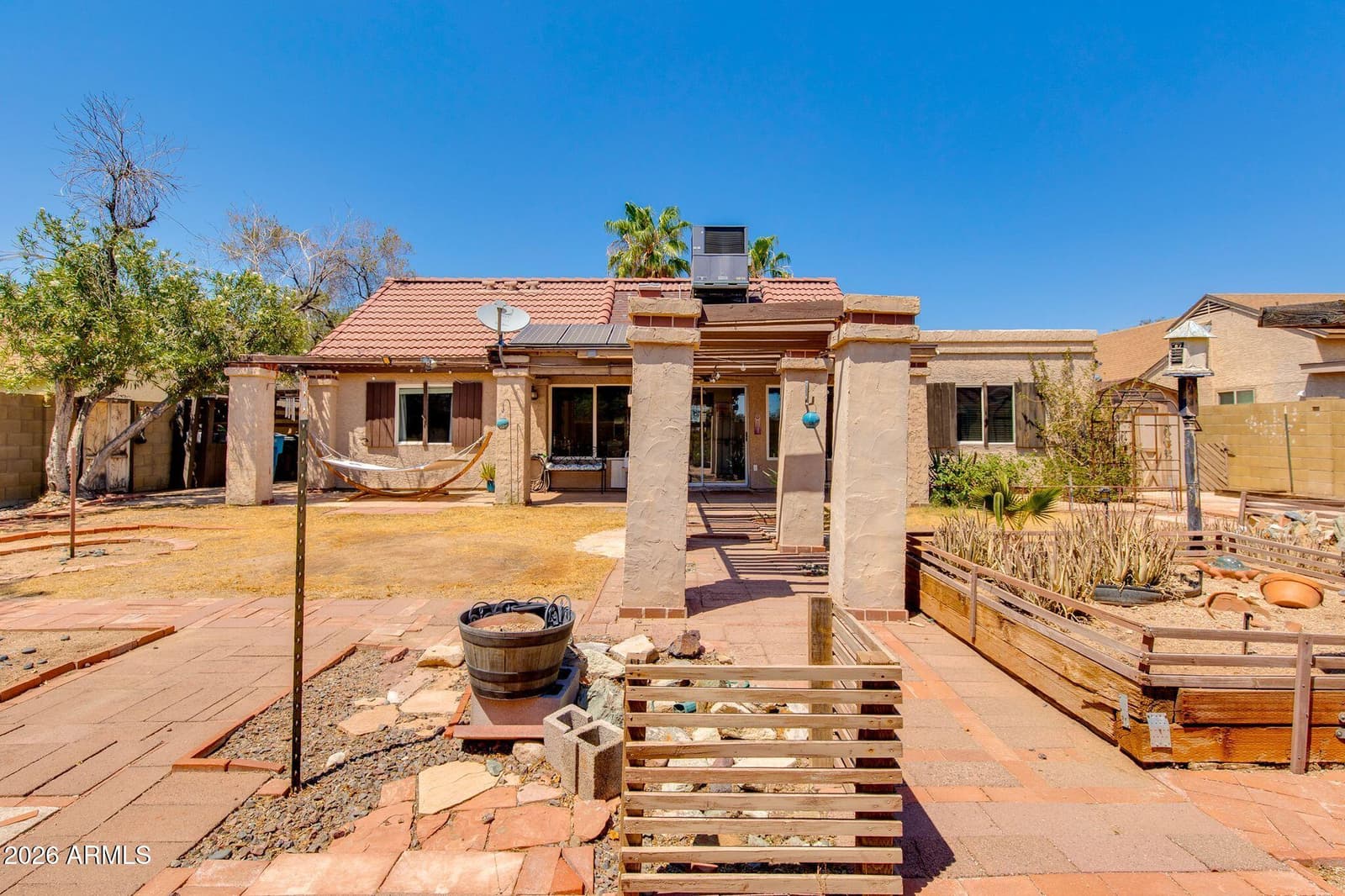 825 E PIUTE Avenue, Phoenix, AZ 85024 — photo 45 of 50