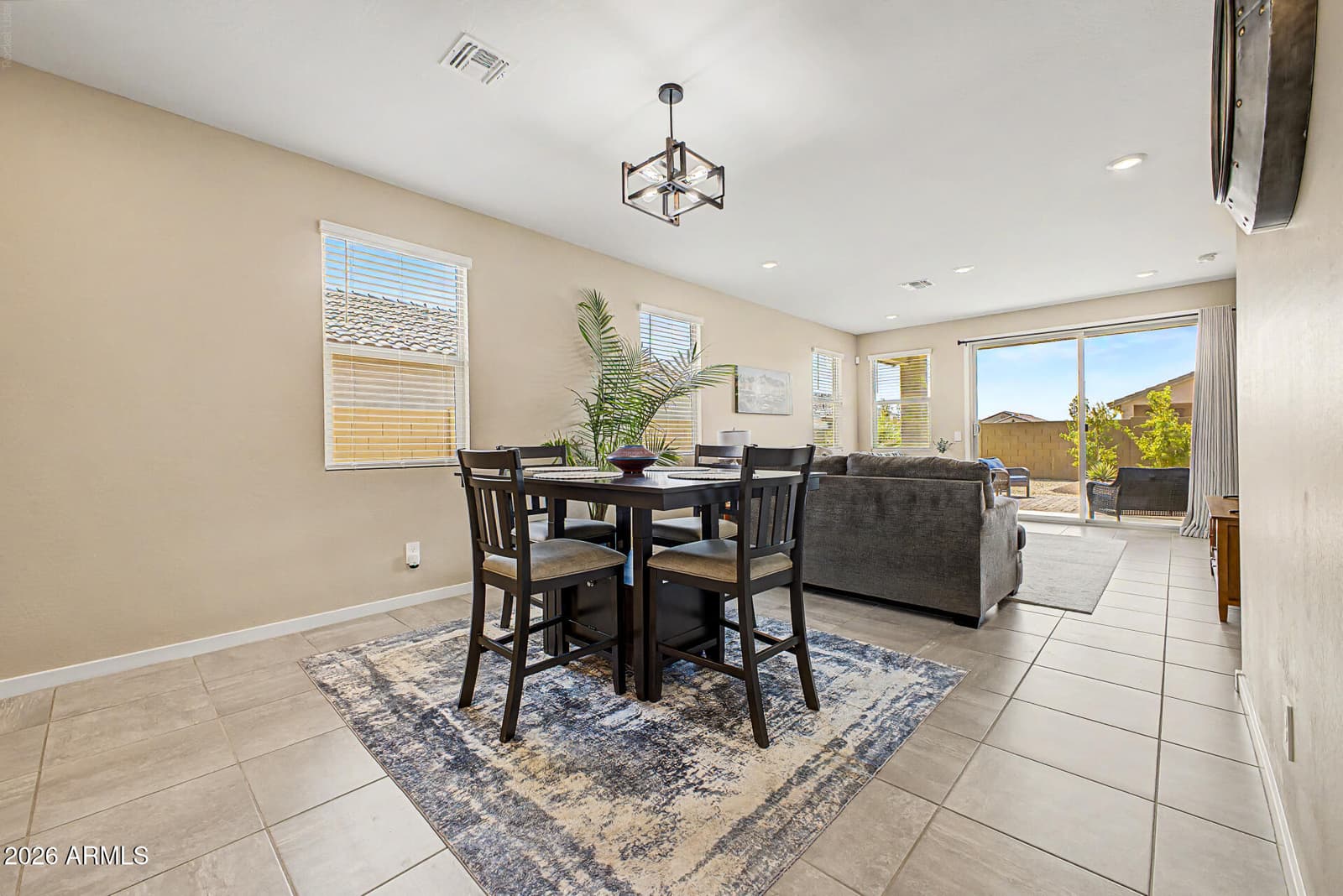 323 S San Fernando Lane, Casa Grande, AZ 85194 — photo 6 of 30
