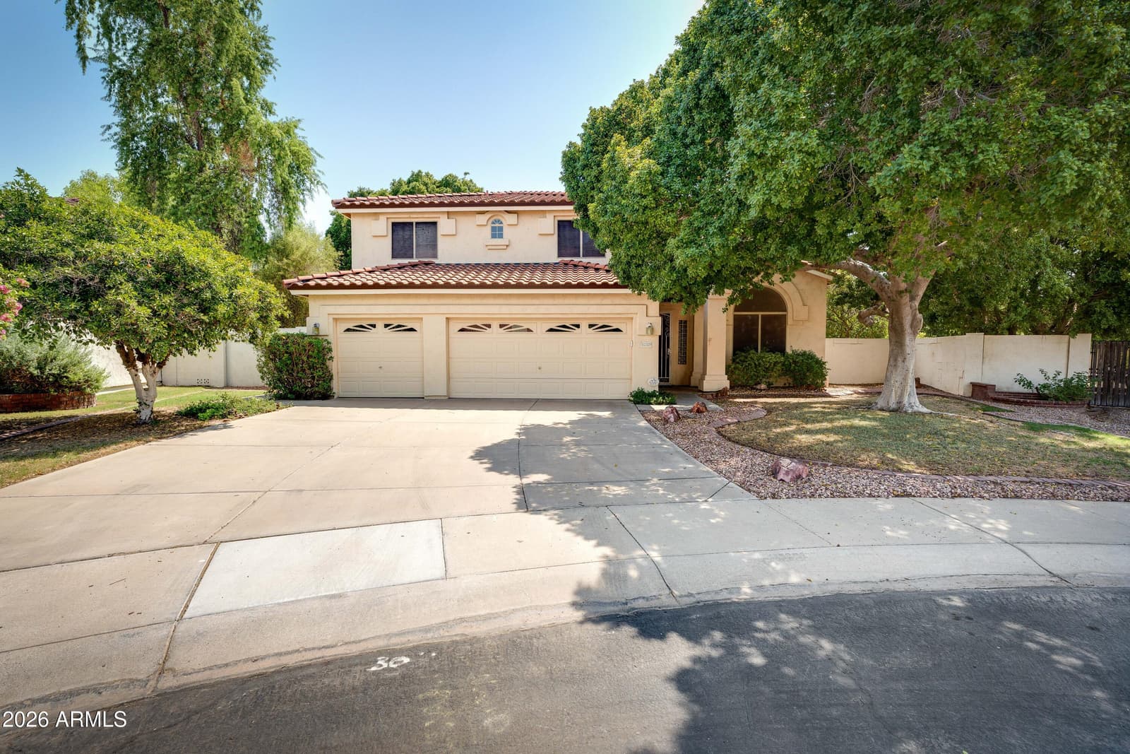 12329 N 58TH Avenue, Glendale, AZ 85304 — photo 3 of 34