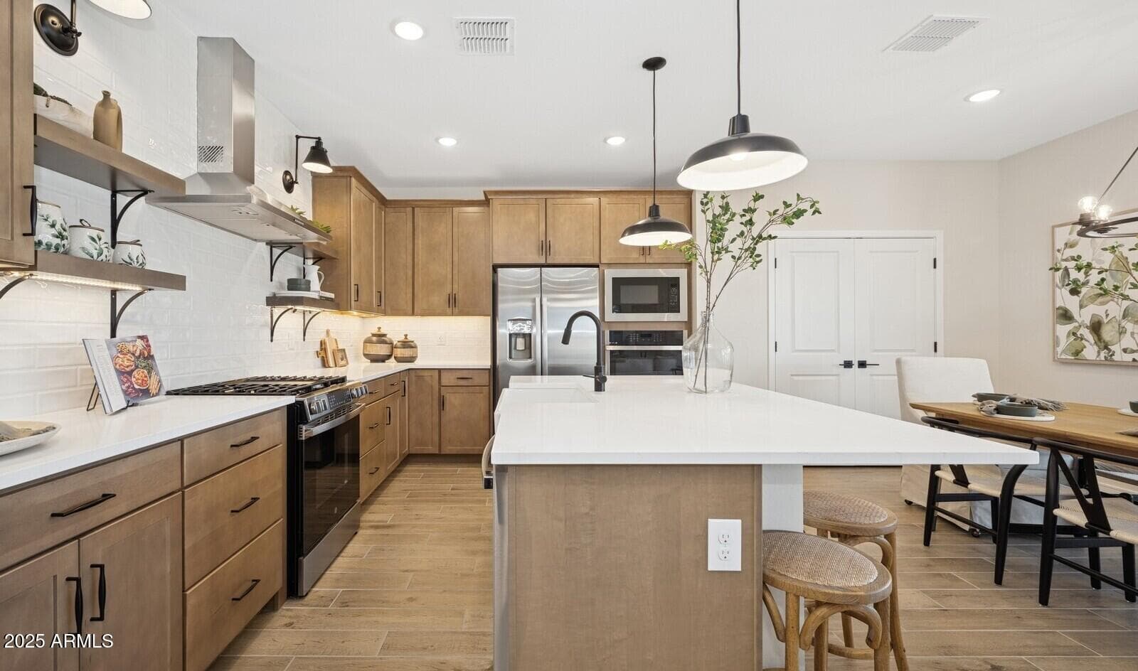 8066 N 80th Lane, Peoria, AZ 85345 — photo 4 of 34
