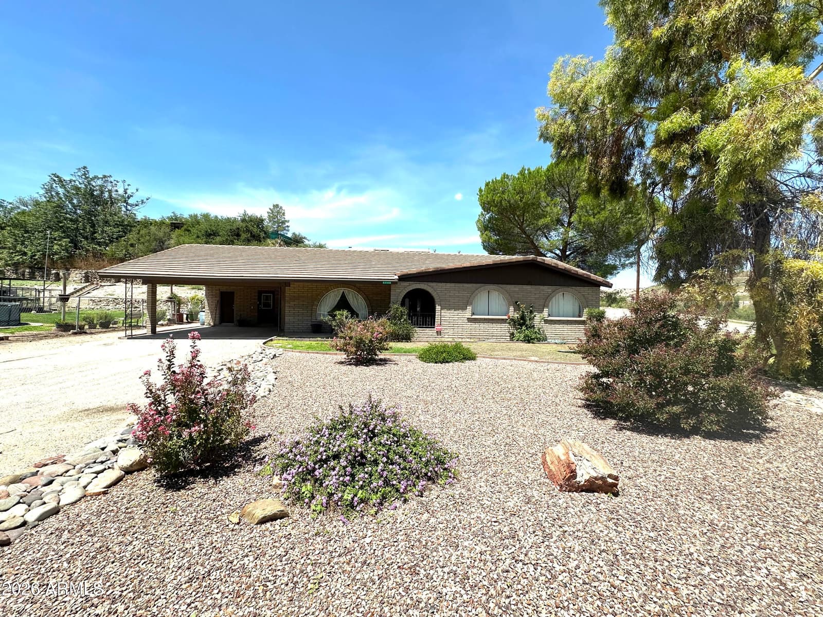 5746 S Maple Leaf Street, Claypool, AZ 85532 — photo 2 of 25