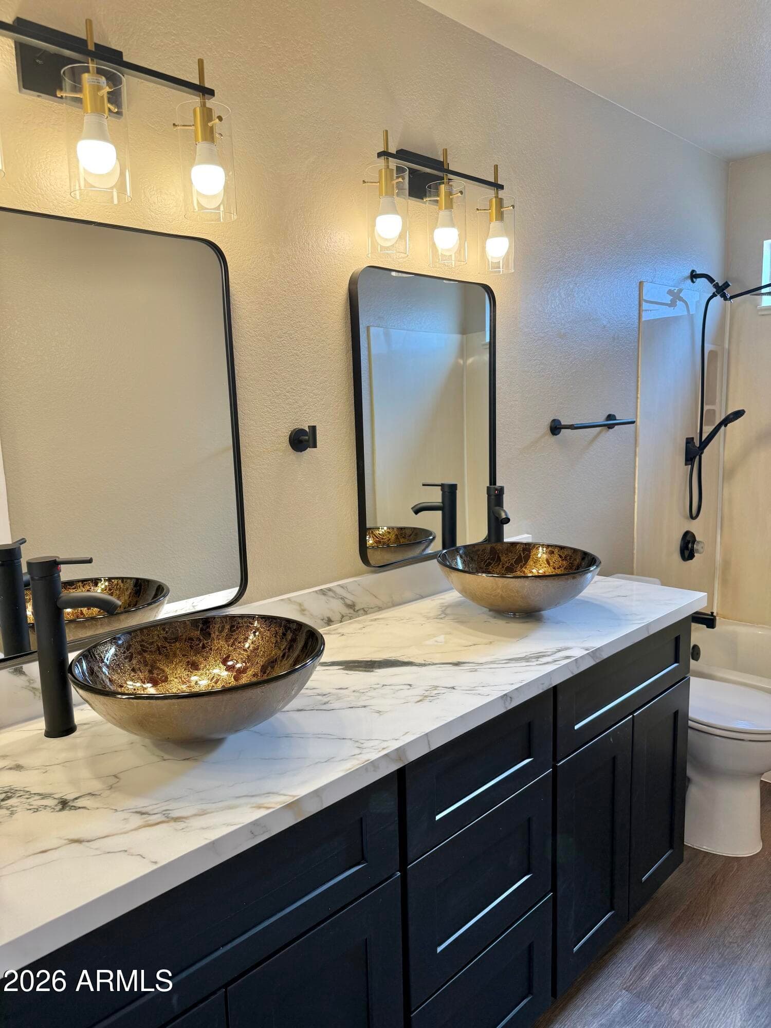 7925 W DREYFUS Drive, Peoria, AZ 85381 — photo 7 of 18