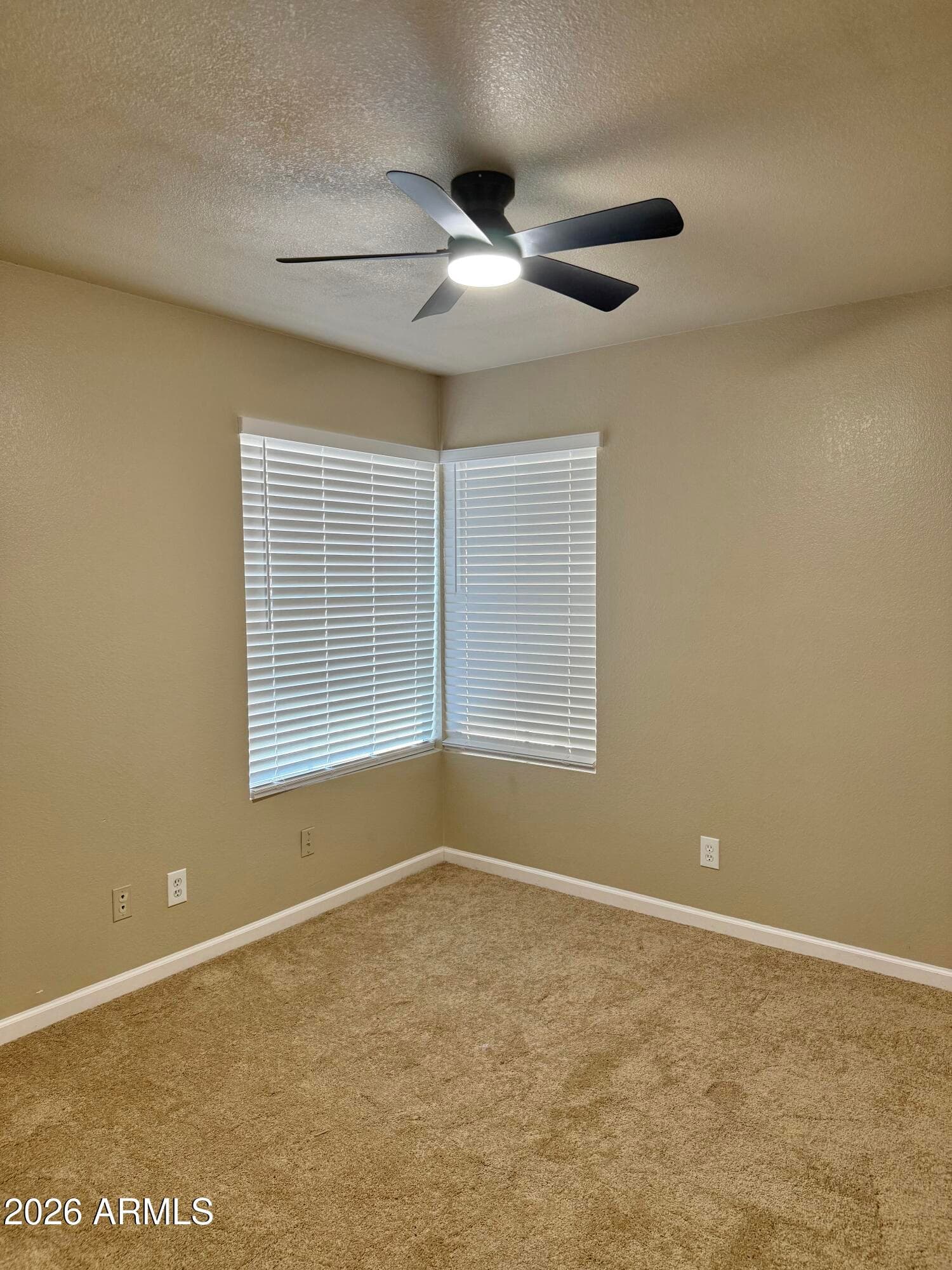 7925 W DREYFUS Drive, Peoria, AZ 85381 — photo 11 of 18