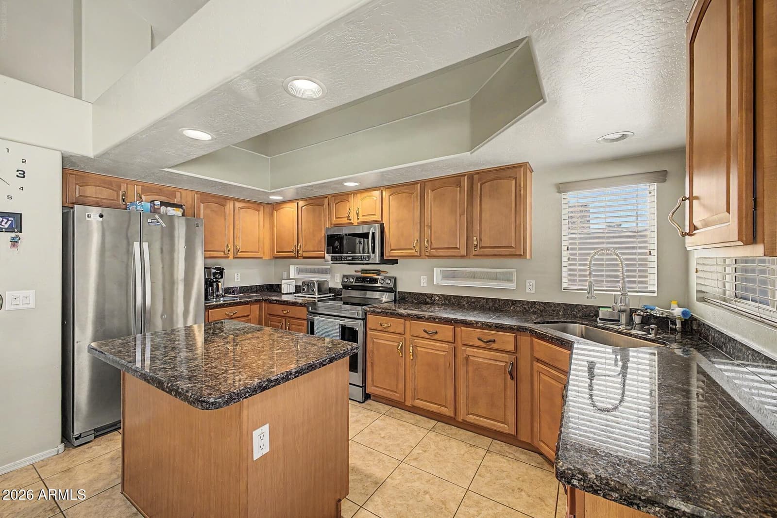 22240 W CANTILEVER Street, Buckeye, AZ 85326 — photo 7 of 20