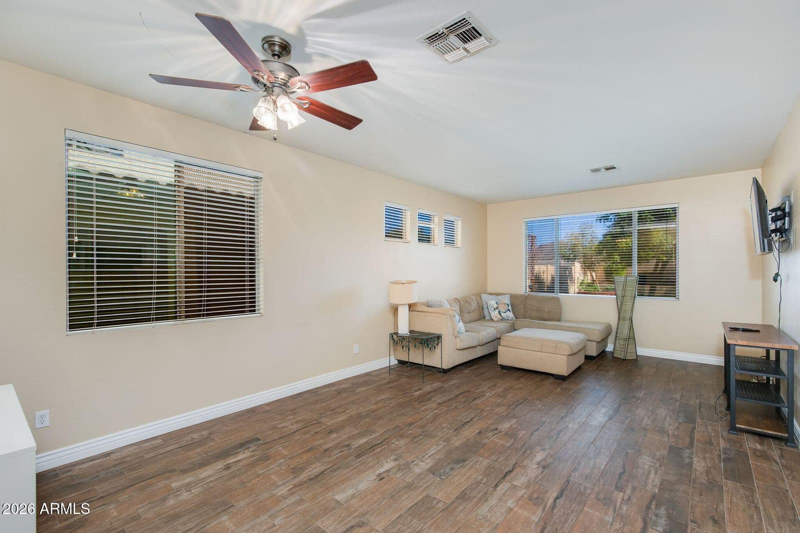 6774 W ROWEL Road, Peoria, AZ 85383 — photo 8 of 42