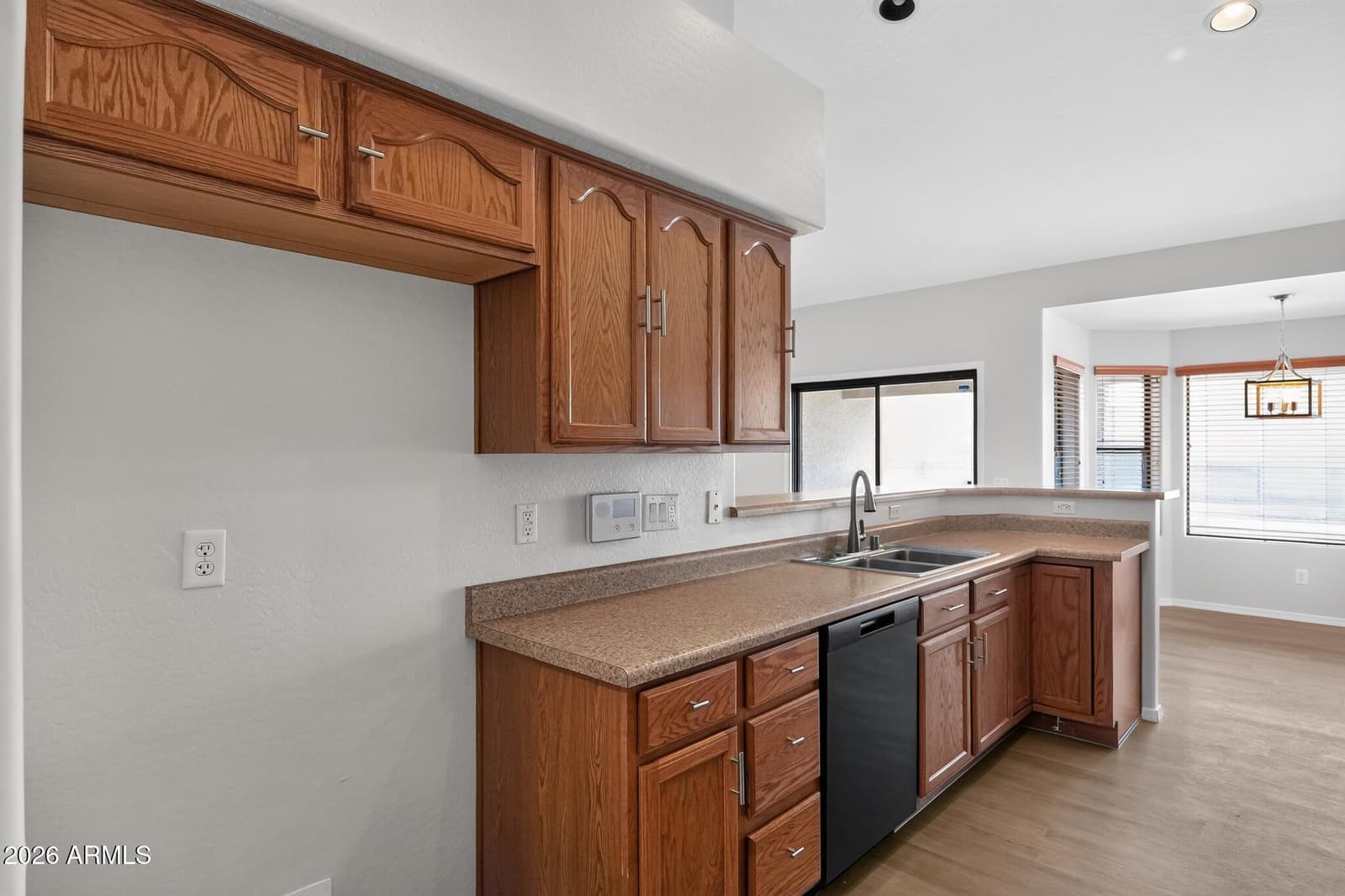 9001 S 7TH Drive, Phoenix, AZ 85041 — photo 9 of 20
