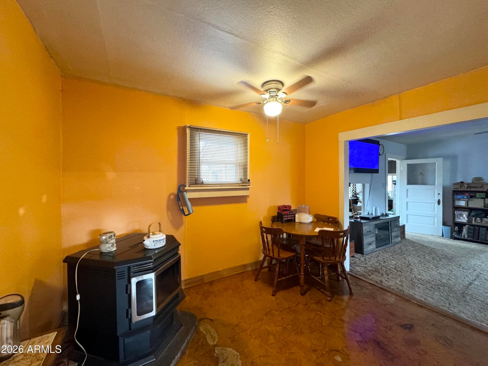 901 N PRAIRIE Avenue, Winslow, AZ 86047 — photo 5 of 18