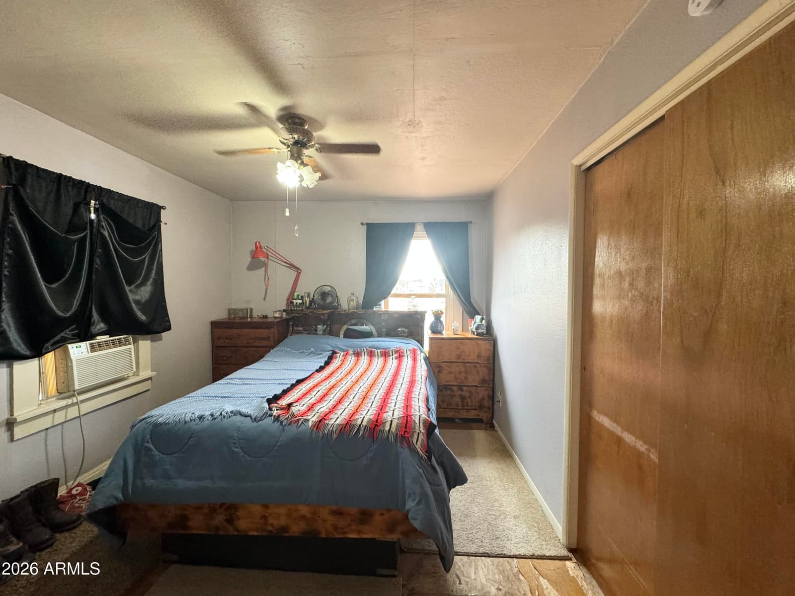 901 N PRAIRIE Avenue, Winslow, AZ 86047 — photo 6 of 18