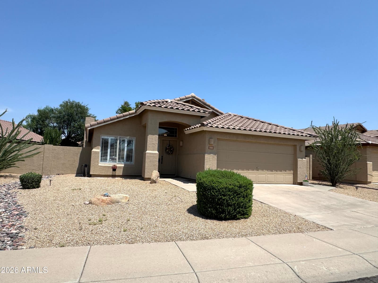 4314 E TETHER Trail, Phoenix, AZ 85050 — photo 2 of 18