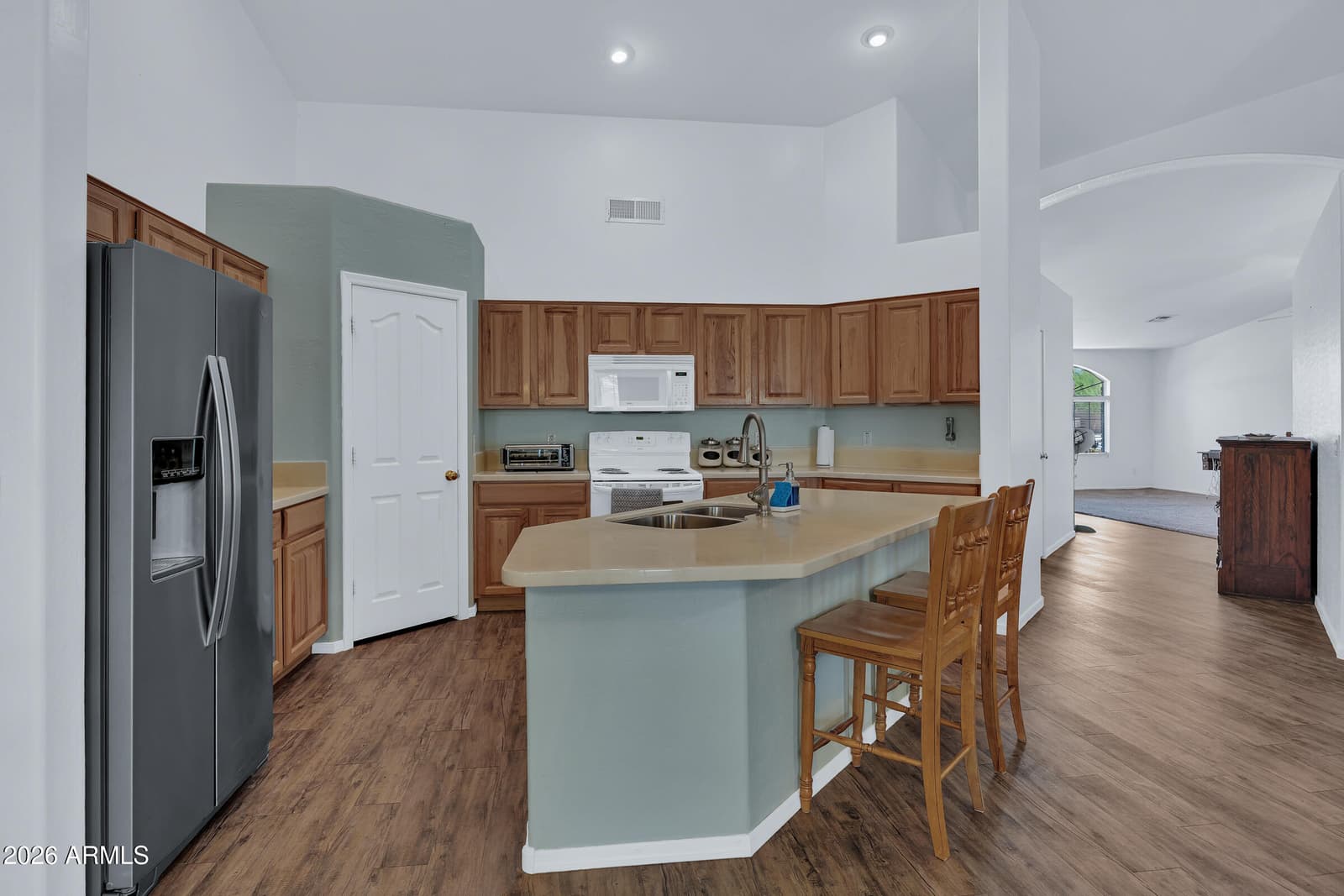 3889 E MEADOW LAND Drive, San Tan Valley, AZ 85140 — photo 16 of 41
