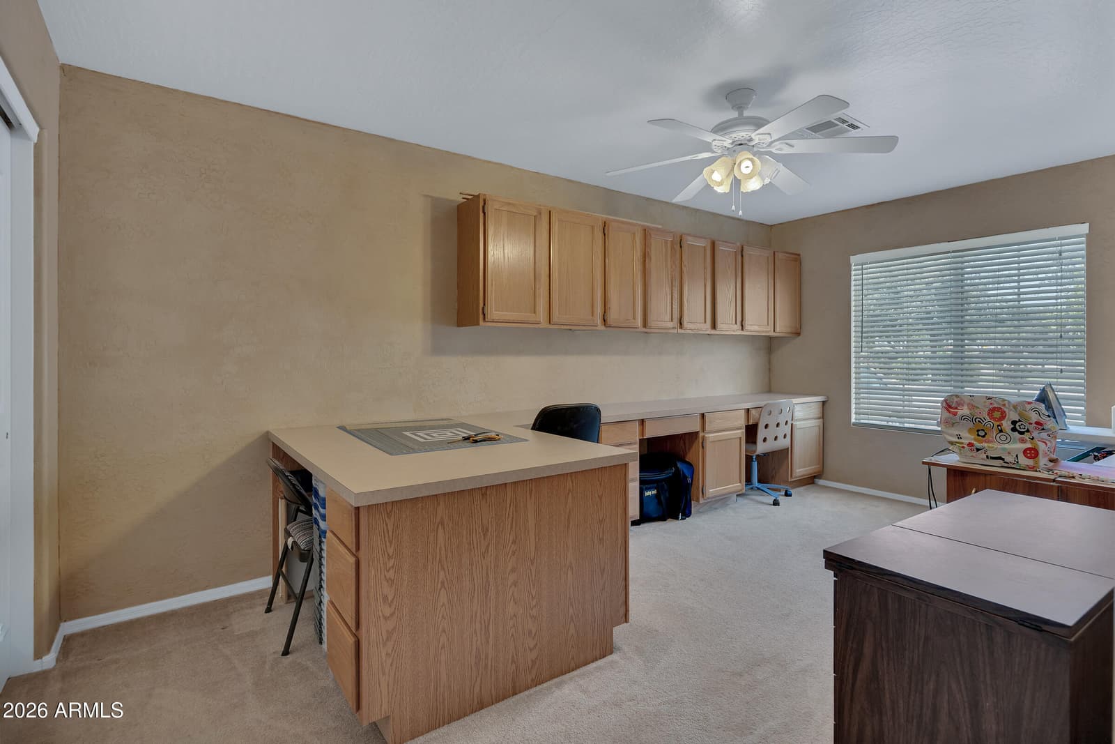 3889 E MEADOW LAND Drive, San Tan Valley, AZ 85140 — photo 23 of 41