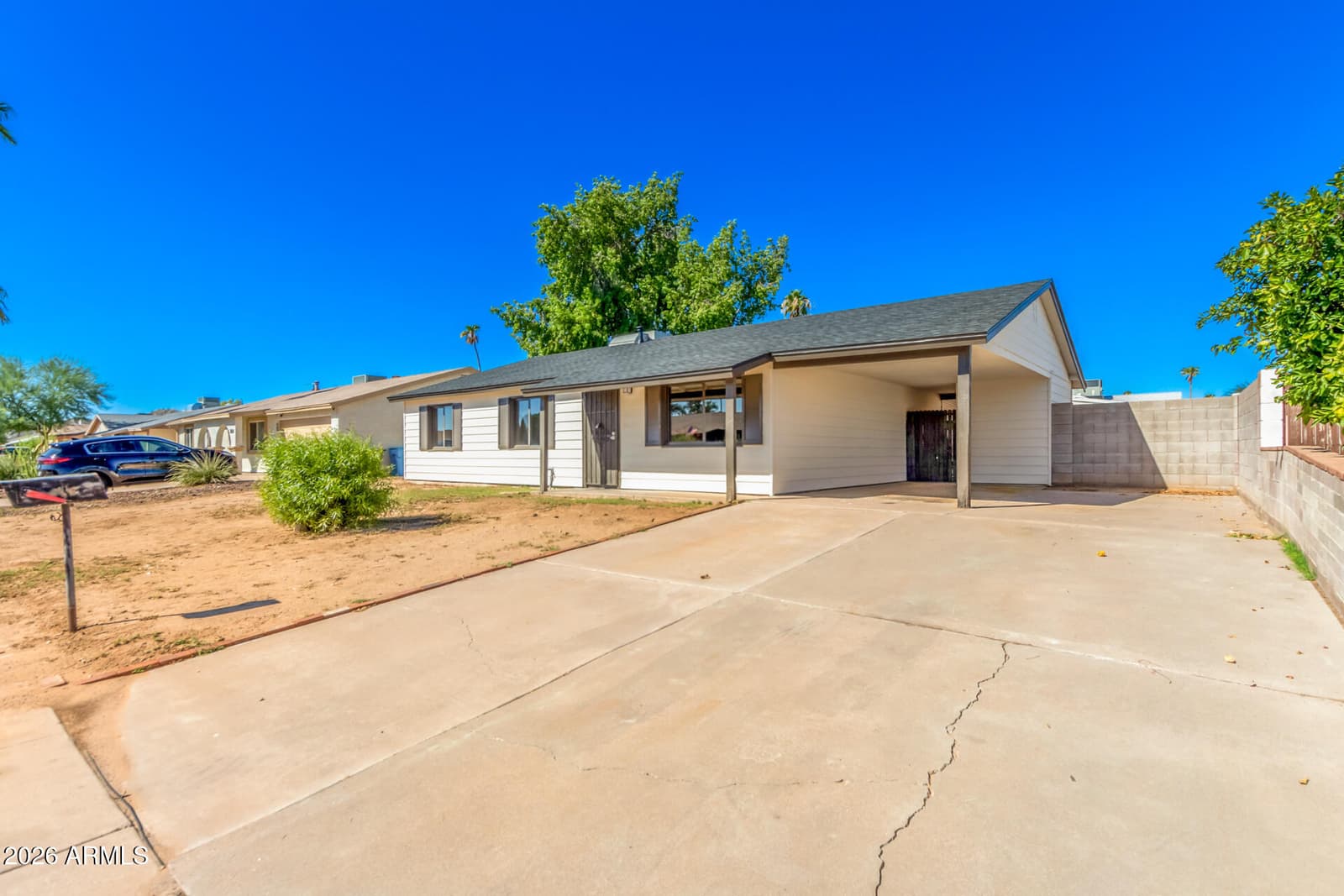 3656 E WILLOW Avenue, Phoenix, AZ 85032 — photo 3 of 23