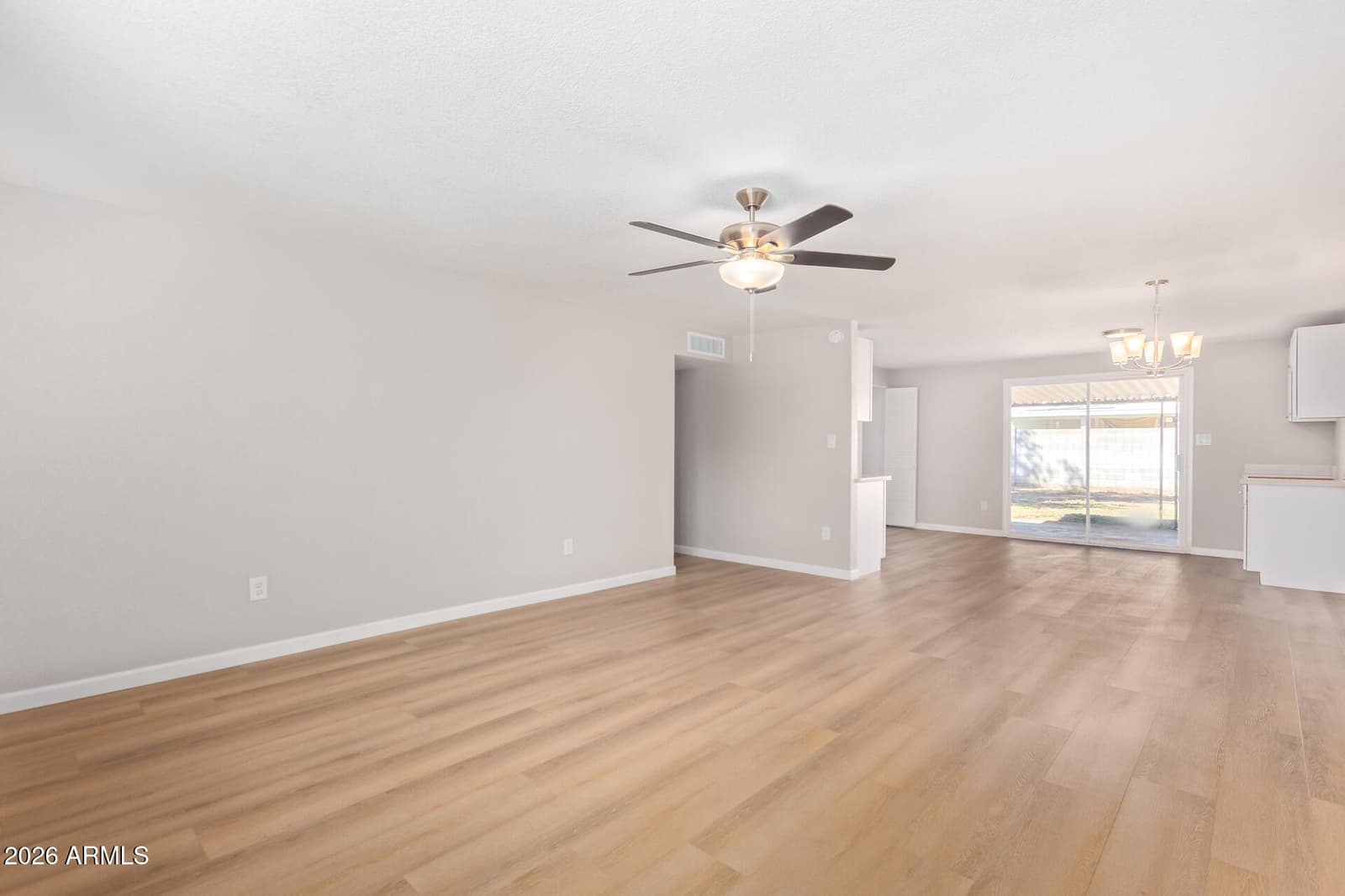 3656 E WILLOW Avenue, Phoenix, AZ 85032 — photo 4 of 23