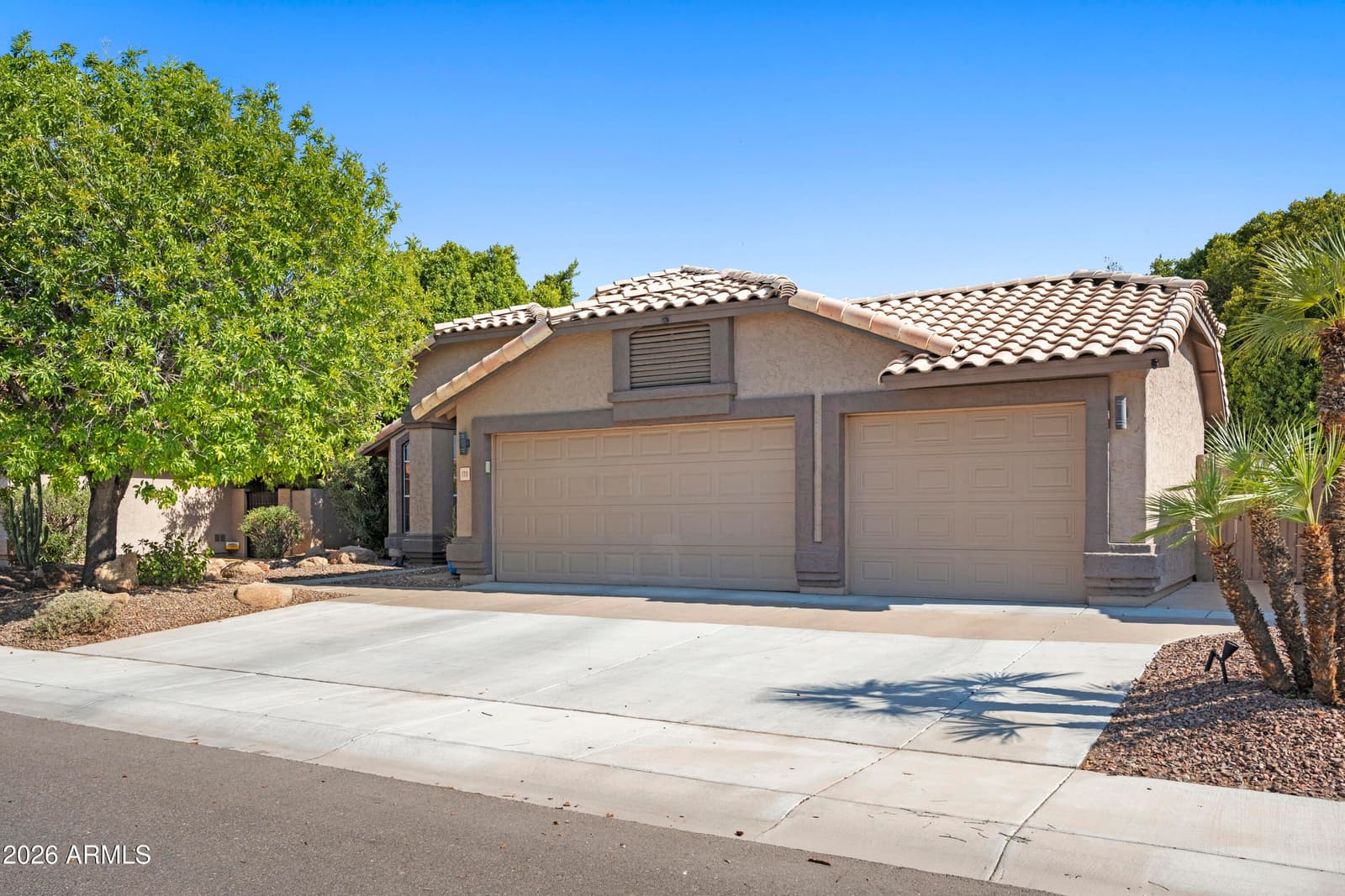 1711 W SPRINGFIELD Way, Chandler, AZ 85286 — photo 3 of 74