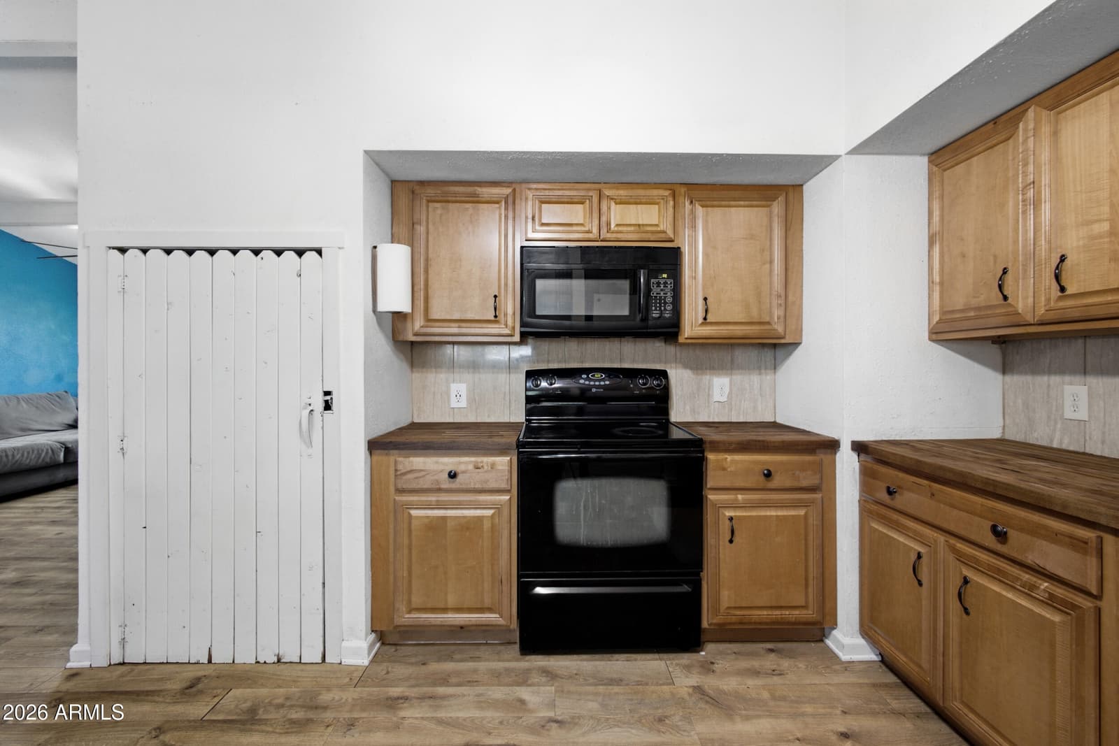 5203 W BANFF Lane, Glendale, AZ 85306 — photo 11 of 49