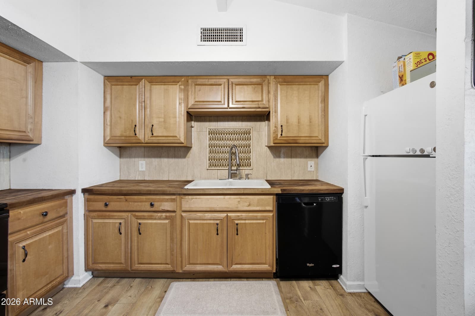 5203 W BANFF Lane, Glendale, AZ 85306 — photo 12 of 49