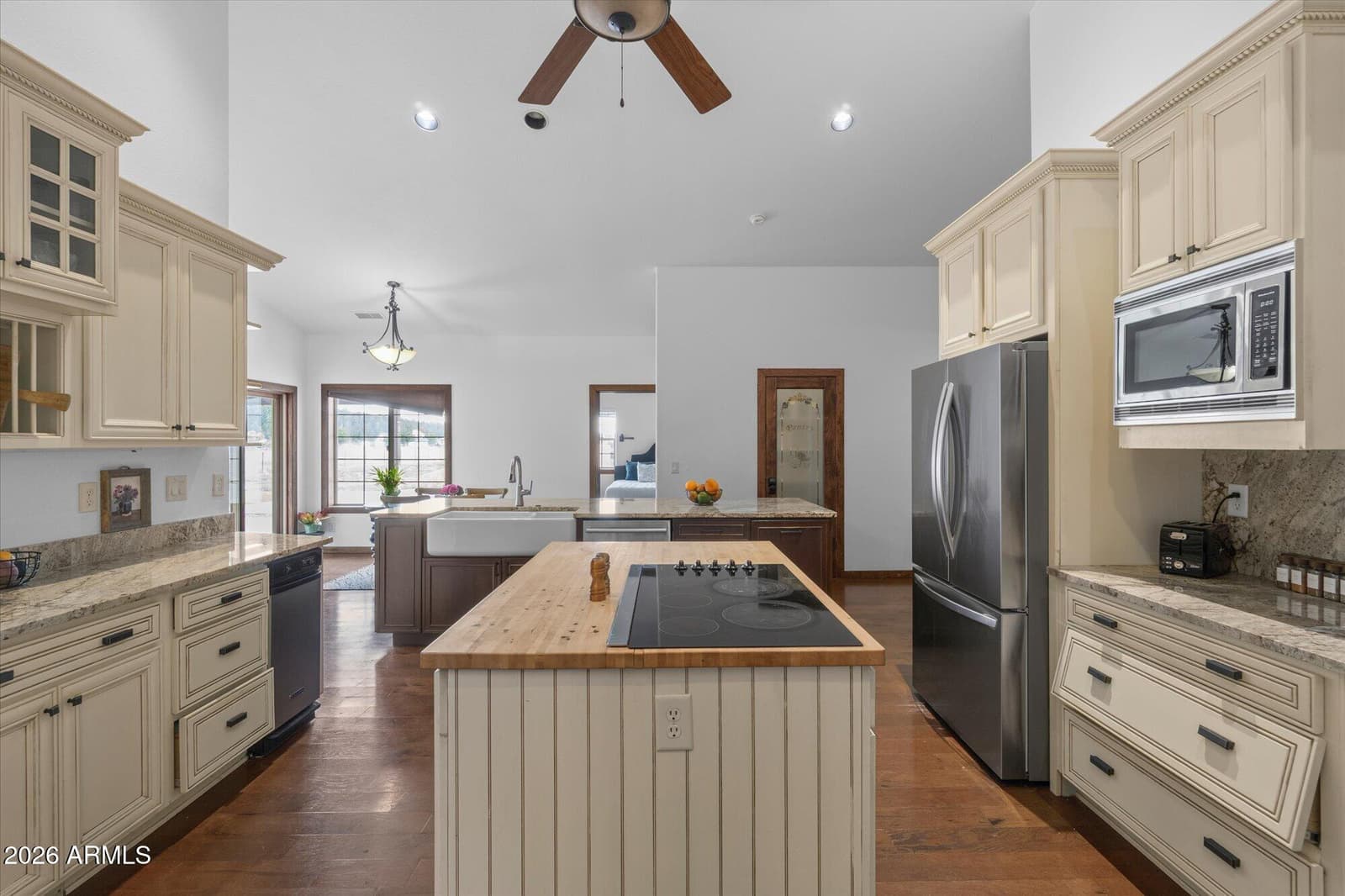 9152 E NEPTUNE Drive, Flagstaff, AZ 86004 — photo 12 of 49