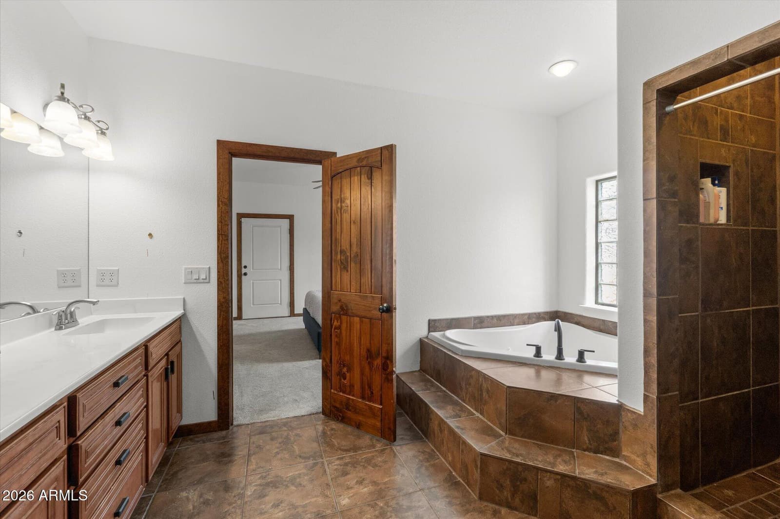 9152 E NEPTUNE Drive, Flagstaff, AZ 86004 — photo 18 of 49