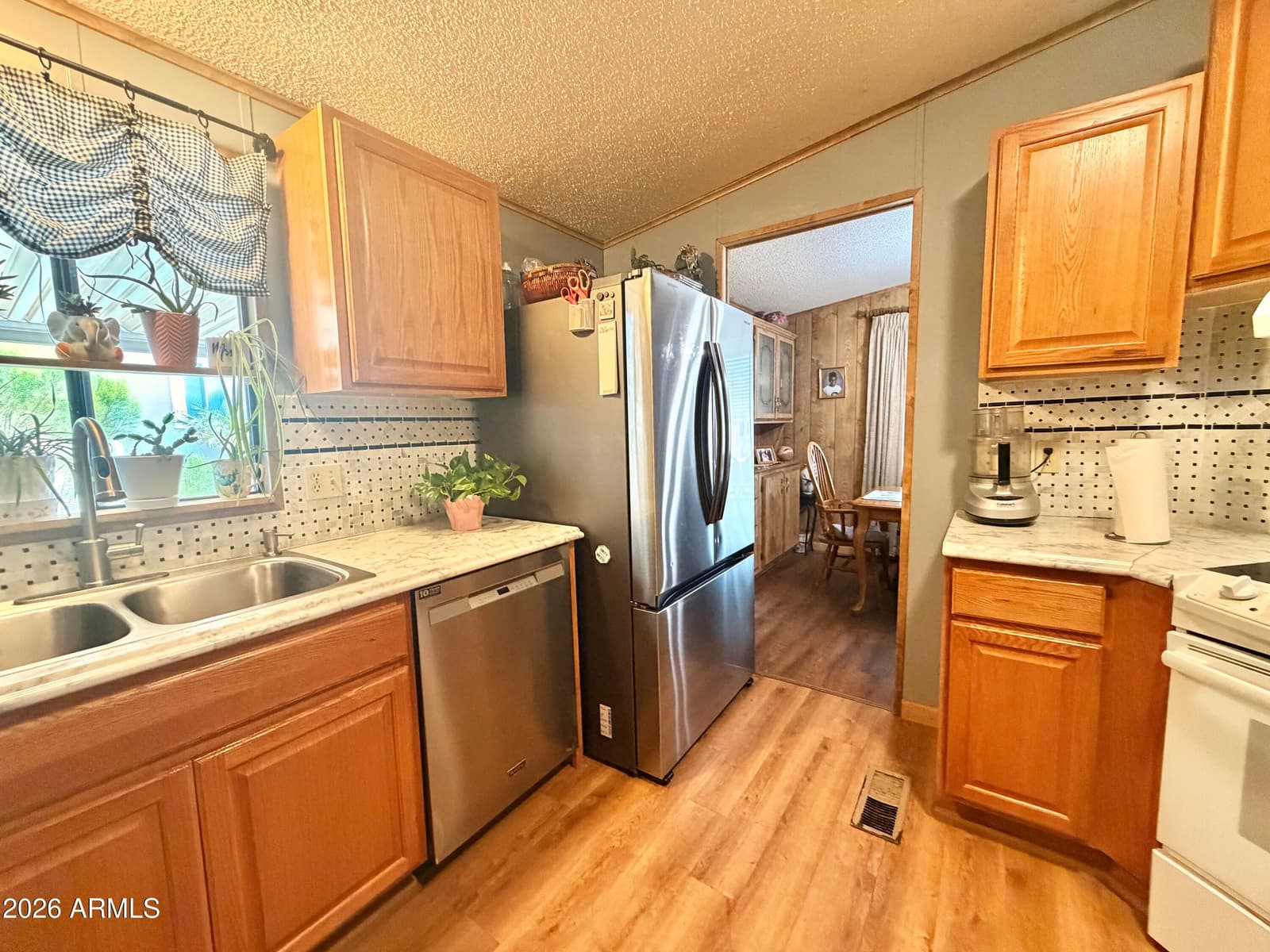 269 N WINCHESTER Road 72, Apache Junction, AZ 85119 — photo 3 of 15