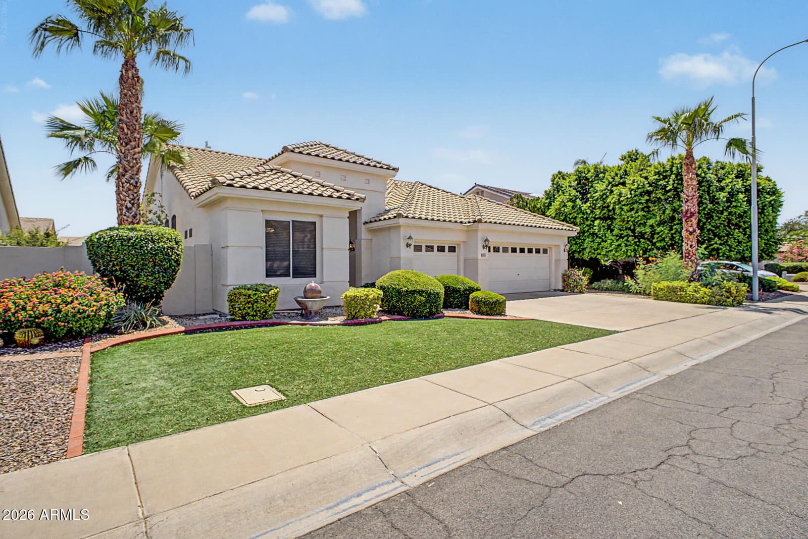 1499 E MONTEREY Street, Chandler, AZ 85225 — photo 3 of 43