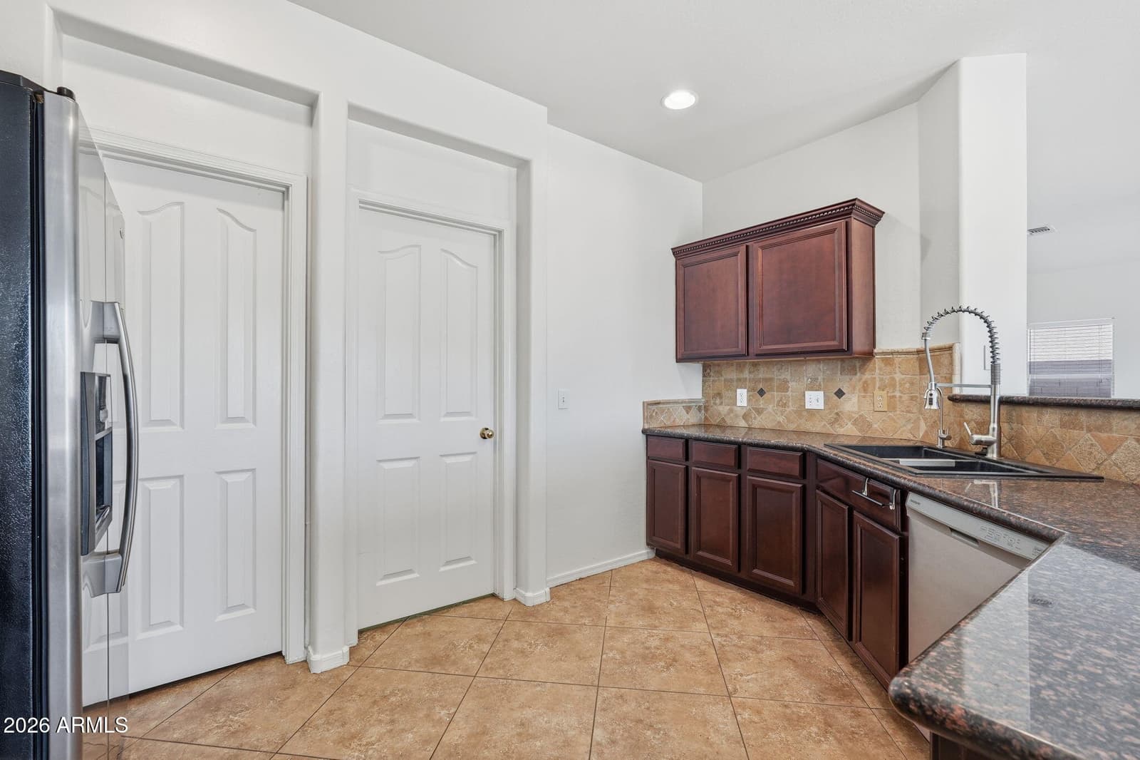 27989 N MUSCOVITE Drive, San Tan Valley, AZ 85143 — photo 13 of 42