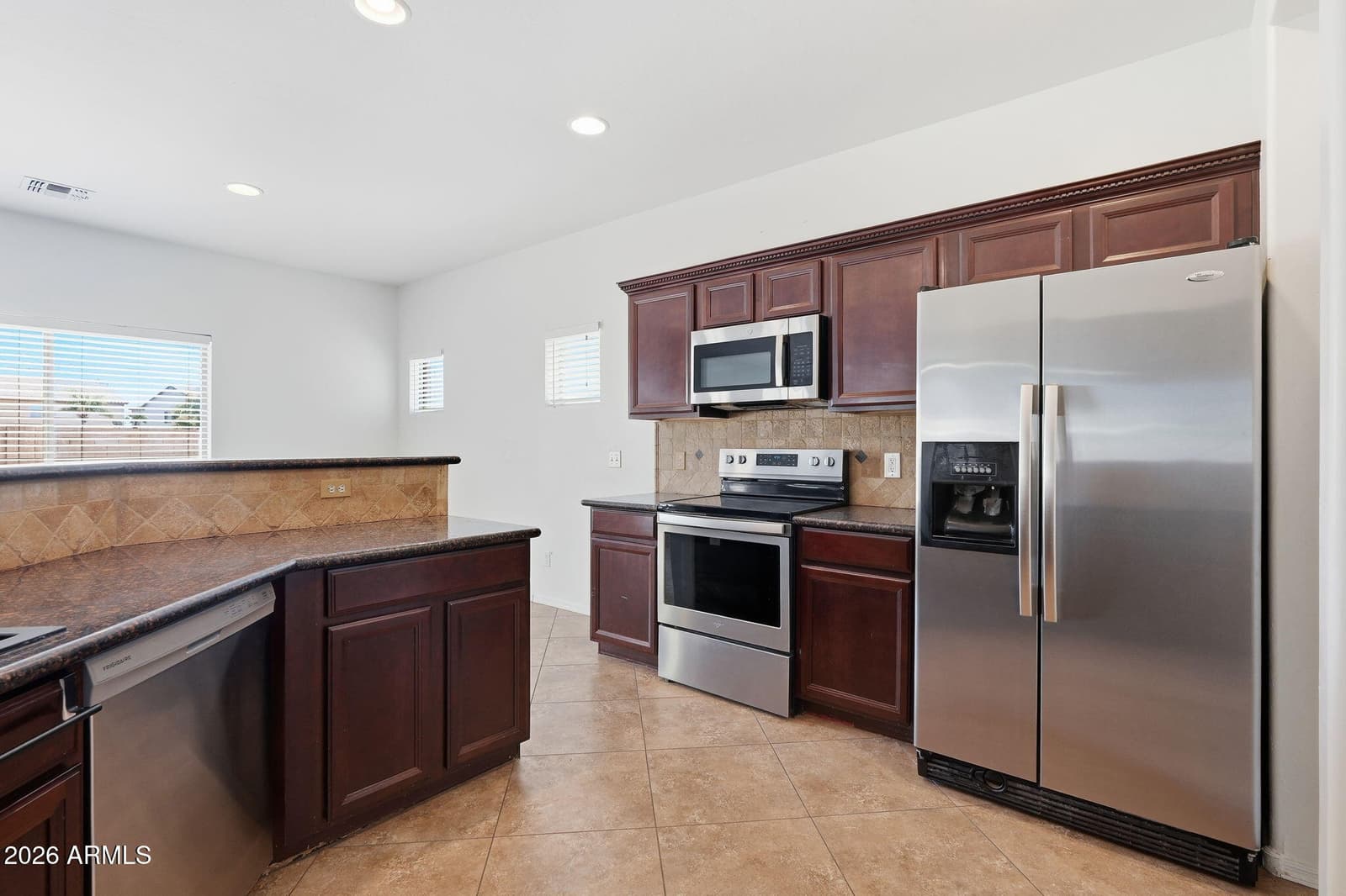 27989 N MUSCOVITE Drive, San Tan Valley, AZ 85143 — photo 15 of 42