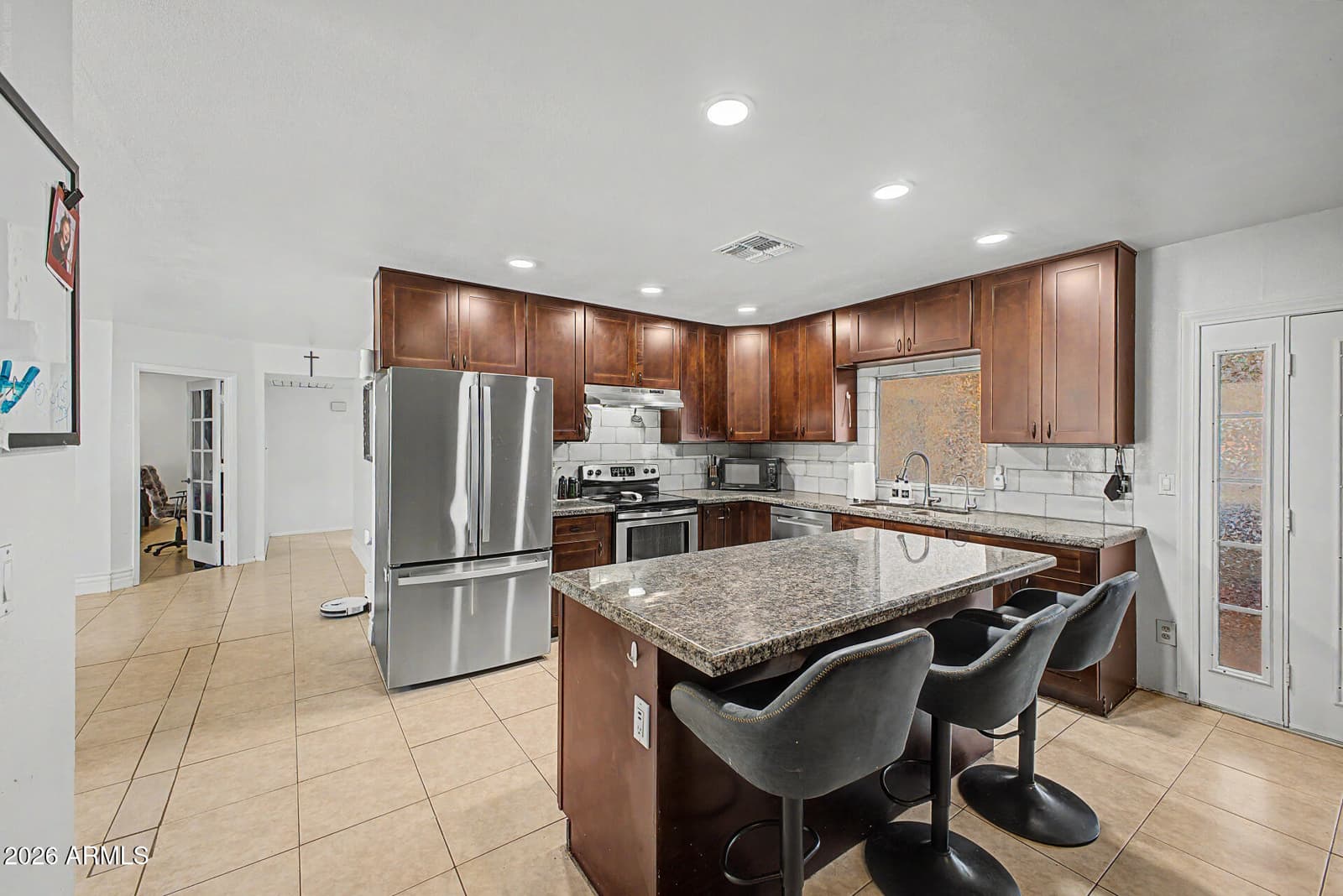 701 W LOS LAGOS VISTA Avenue, Mesa, AZ 85210 — photo 11 of 29