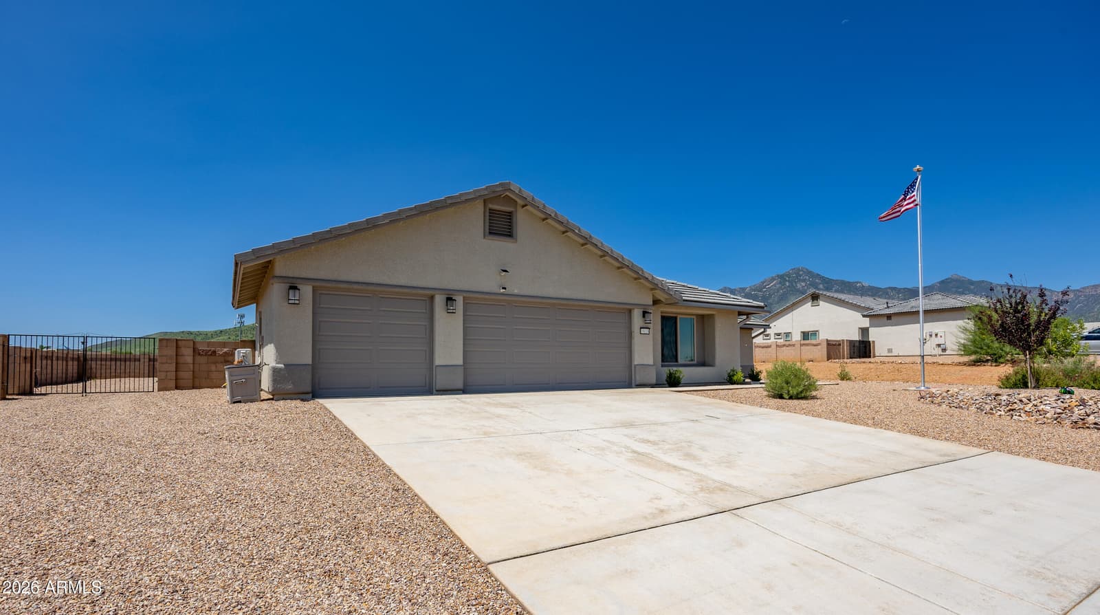 10118 S VAQUERO Lane, Hereford, AZ 85615 — photo 36 of 44