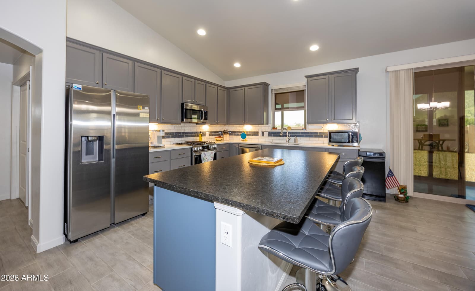 10118 S VAQUERO Lane, Hereford, AZ 85615 — photo 14 of 44