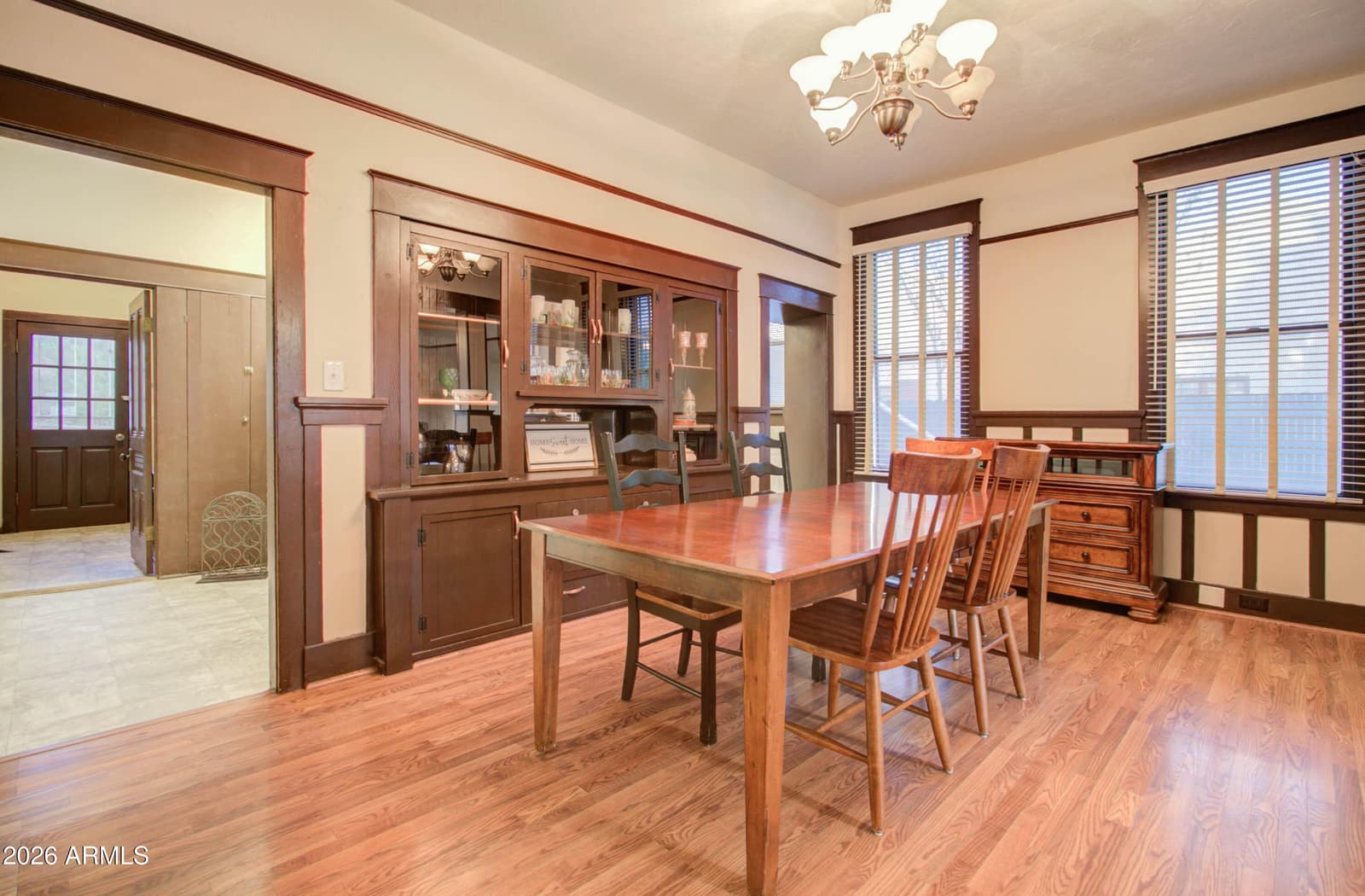 385 S BROAD Street, Globe, AZ 85501 — photo 11 of 39