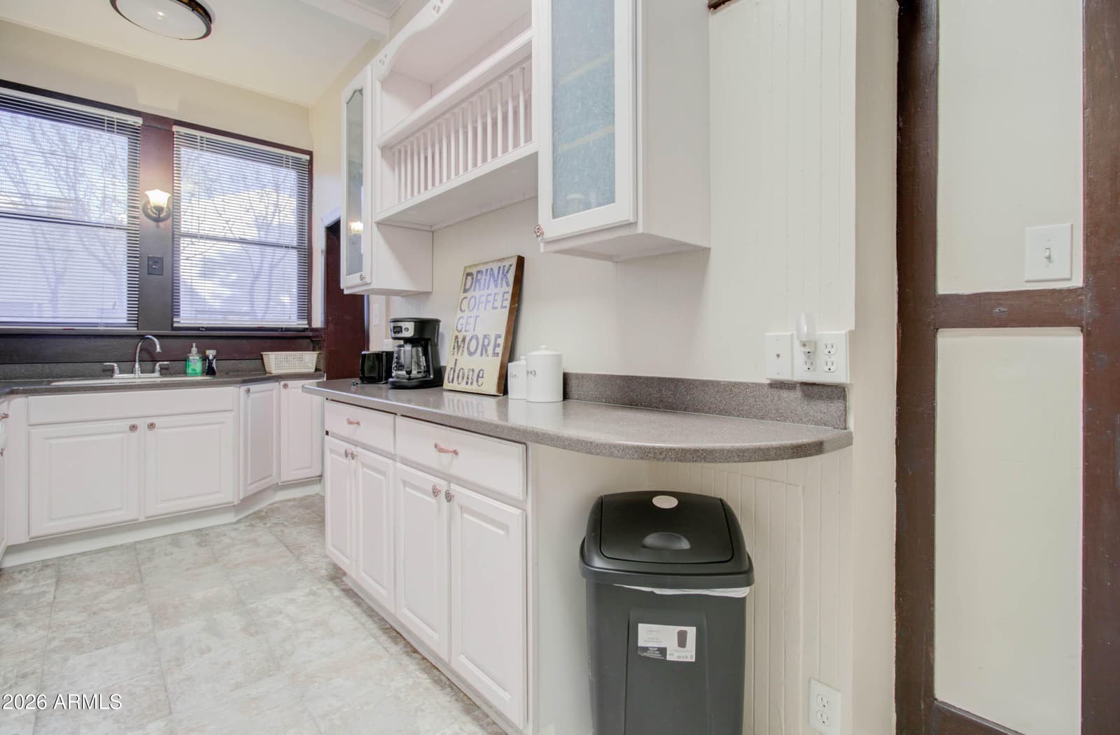 385 S BROAD Street, Globe, AZ 85501 — photo 14 of 39