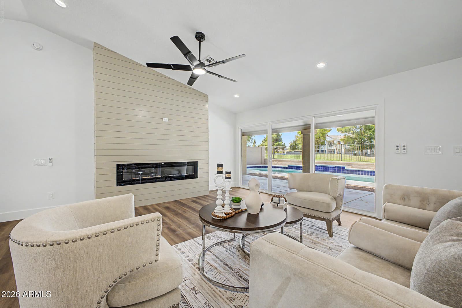 6425 W Irma Lane, Glendale, AZ 85308 — photo 6 of 35