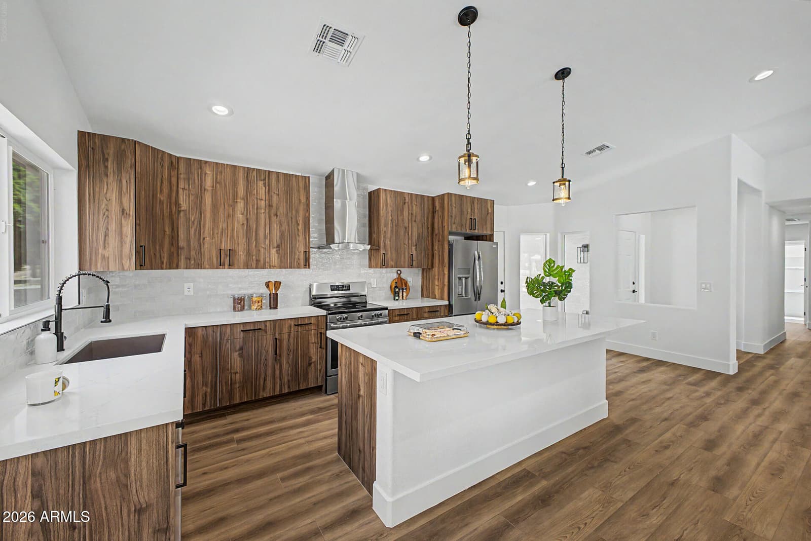6425 W Irma Lane, Glendale, AZ 85308 — photo 11 of 35