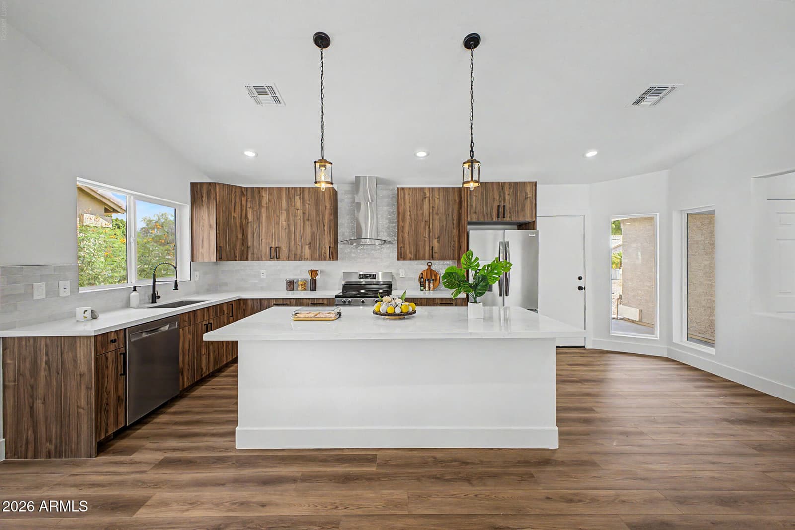 6425 W Irma Lane, Glendale, AZ 85308 — photo 12 of 35