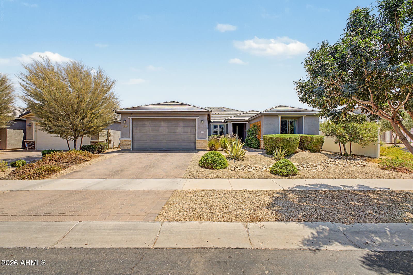 6325 S 24TH Place, Phoenix, AZ 85042 — photo 1 of 47