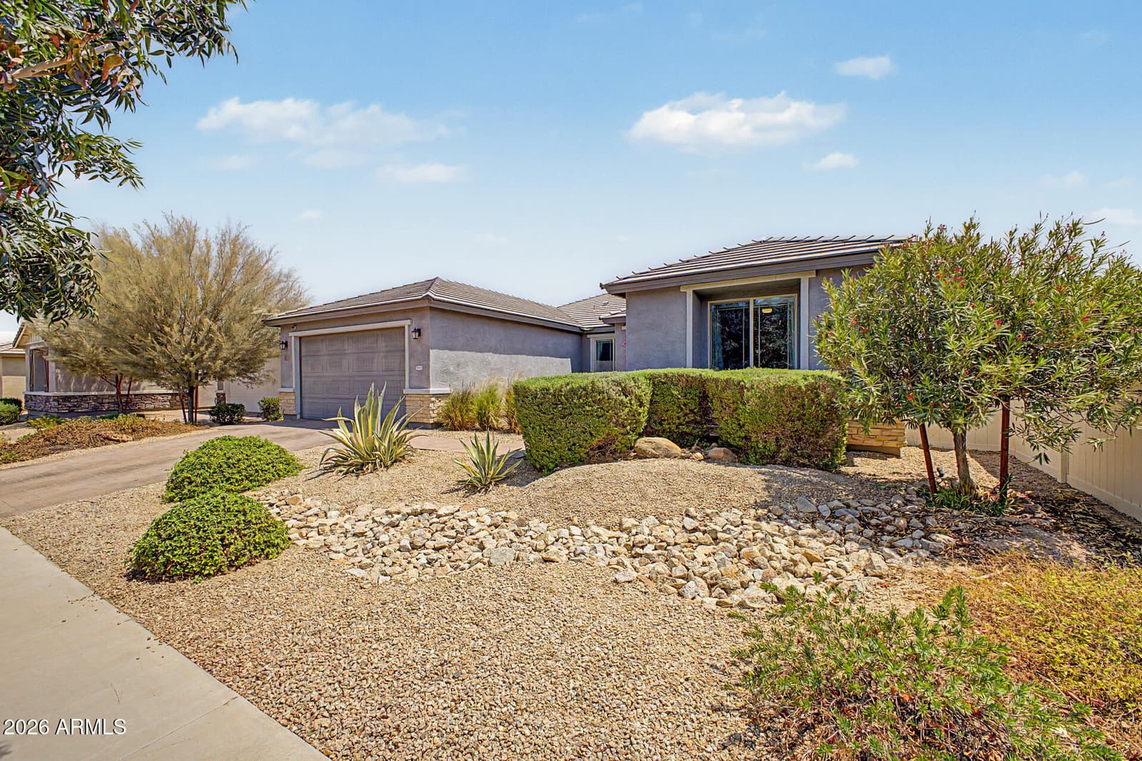 6325 S 24TH Place, Phoenix, AZ 85042 — photo 2 of 47